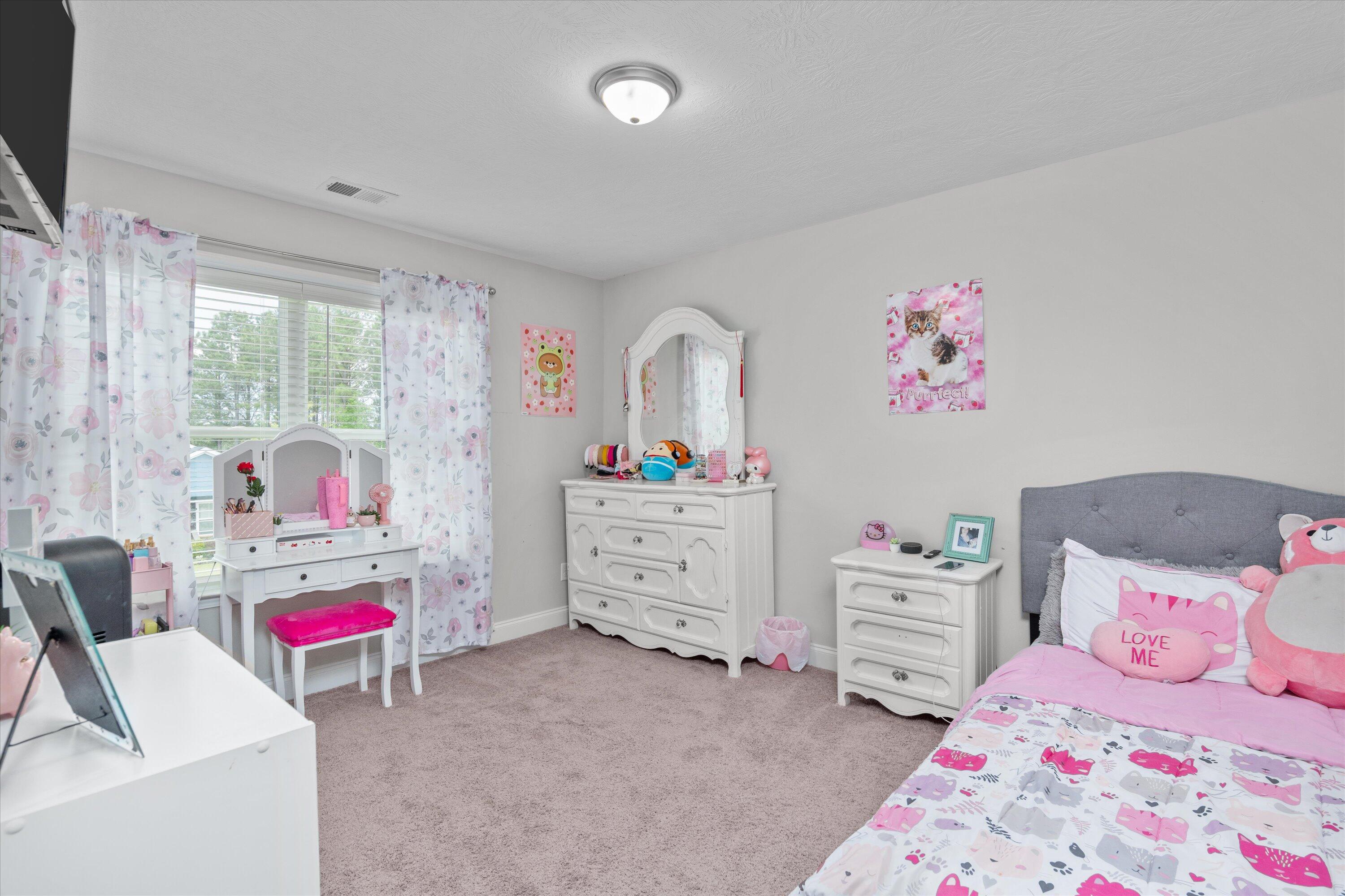 604 Garland Trail
