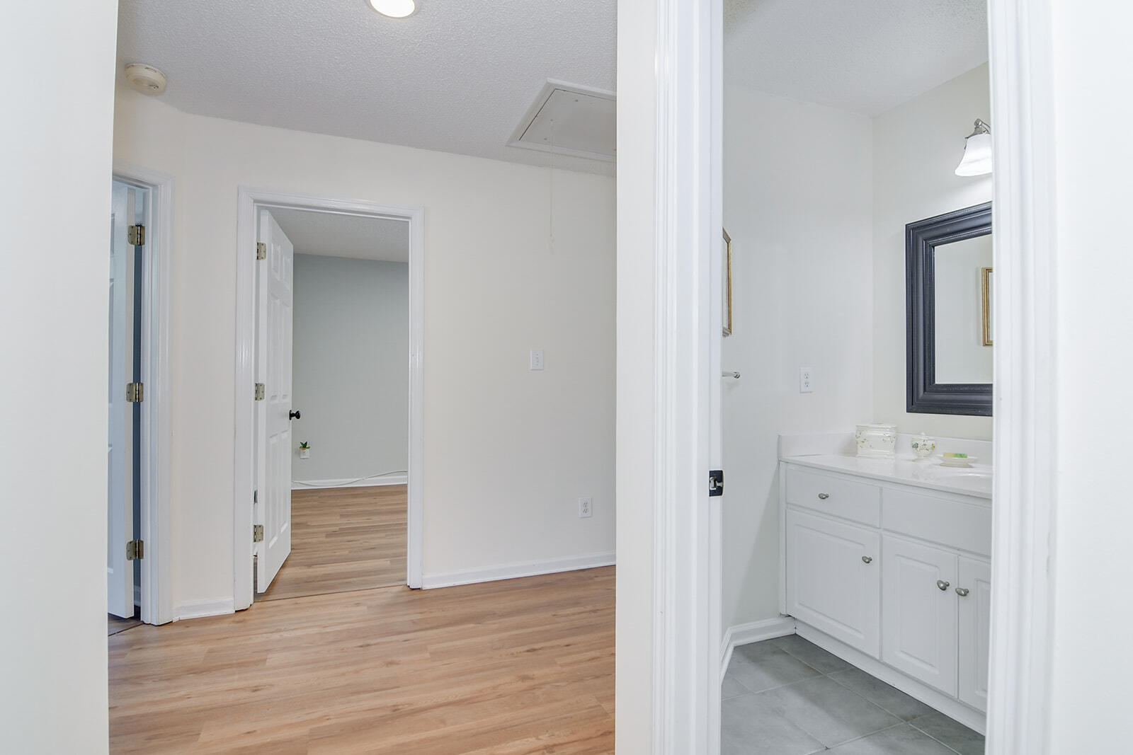 4374 Marshall Way