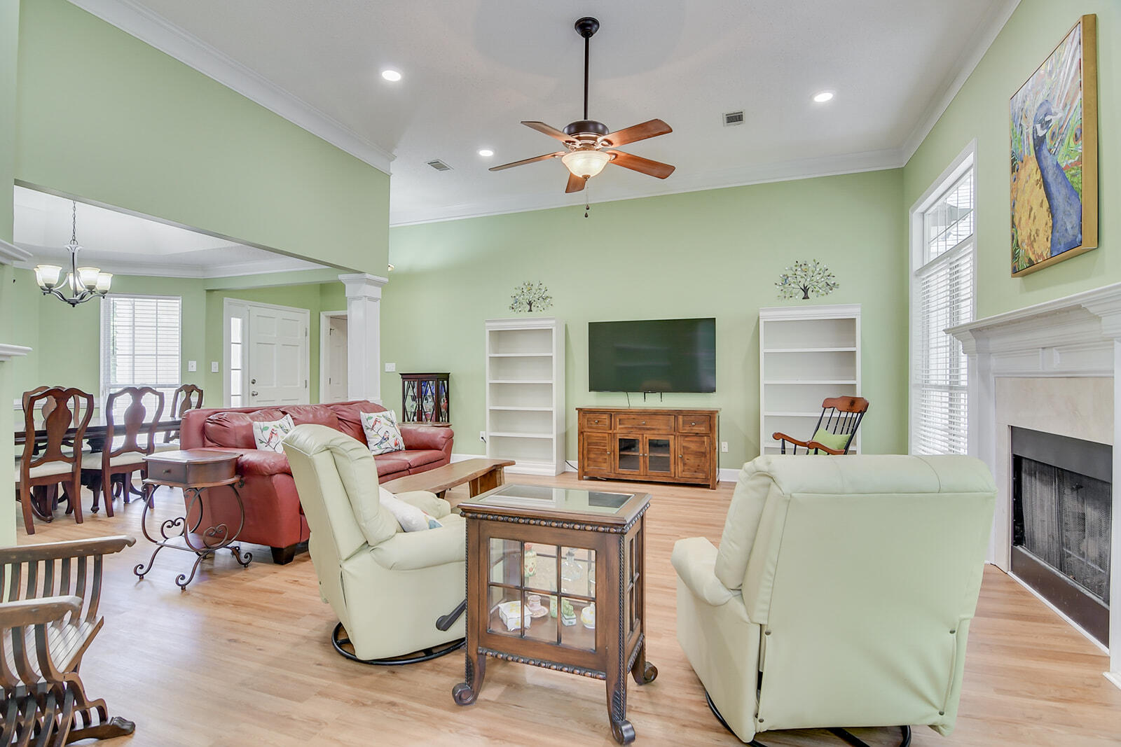4374 Marshall Way