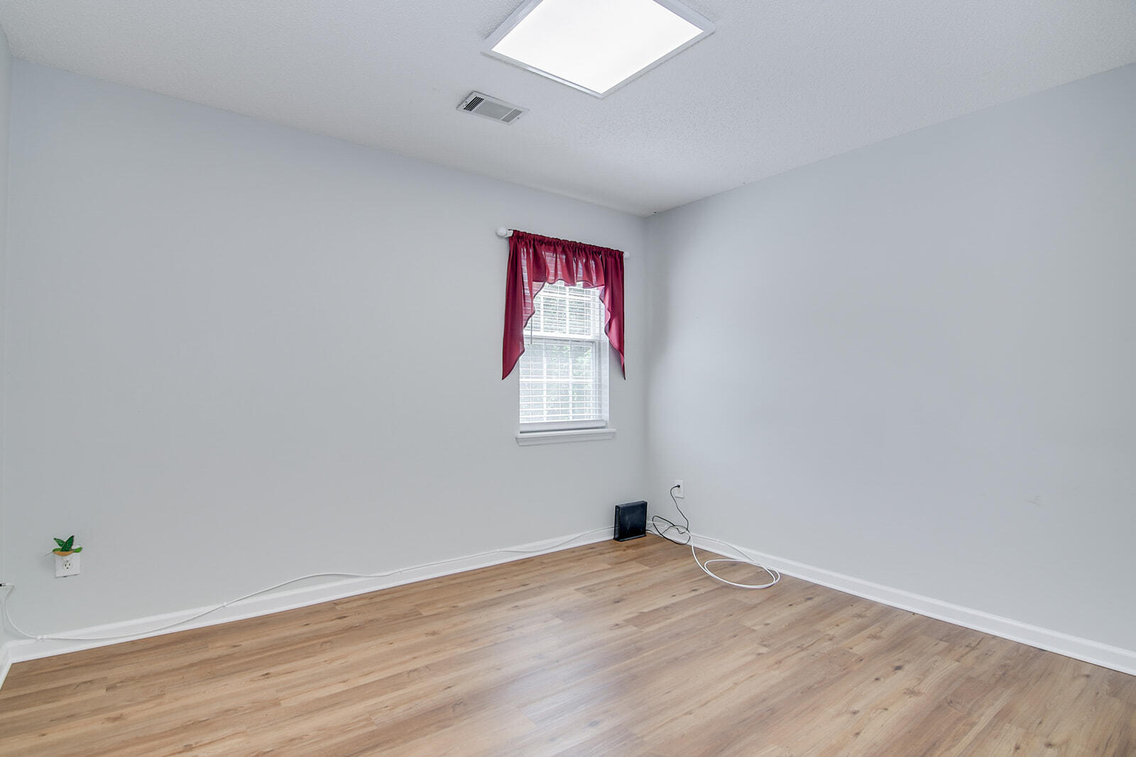 4374 Marshall Way