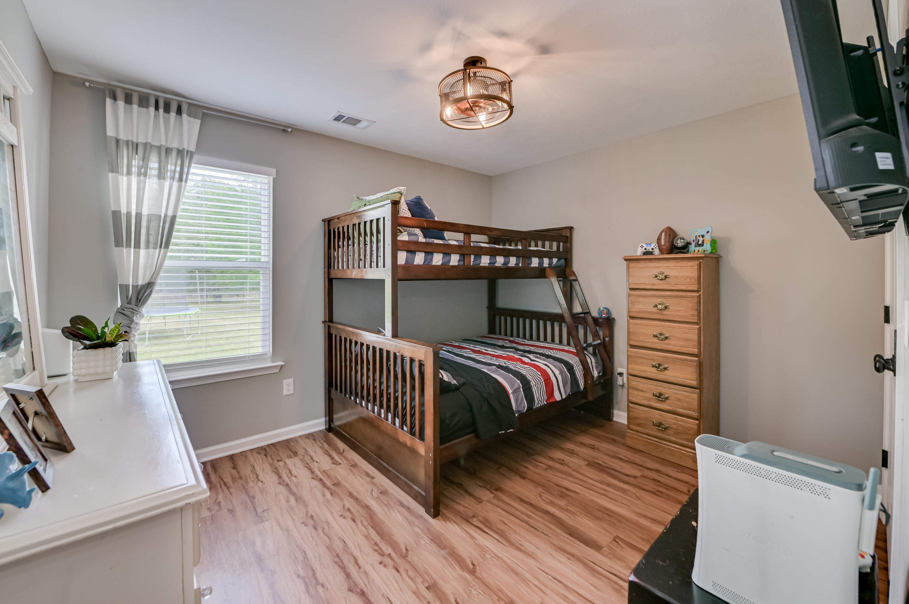 2242 White Oak Rd Road