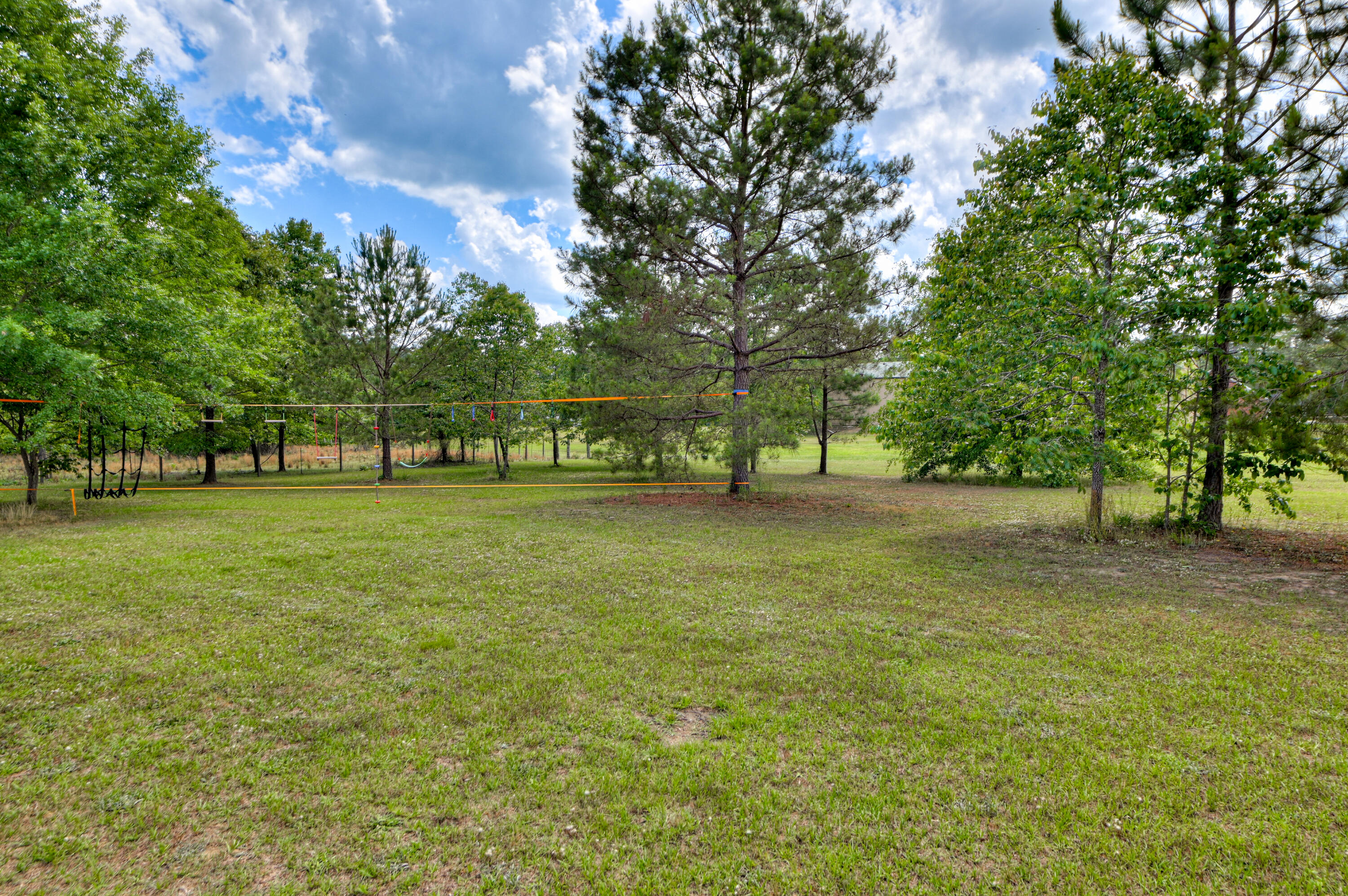 2242 White Oak Rd Road