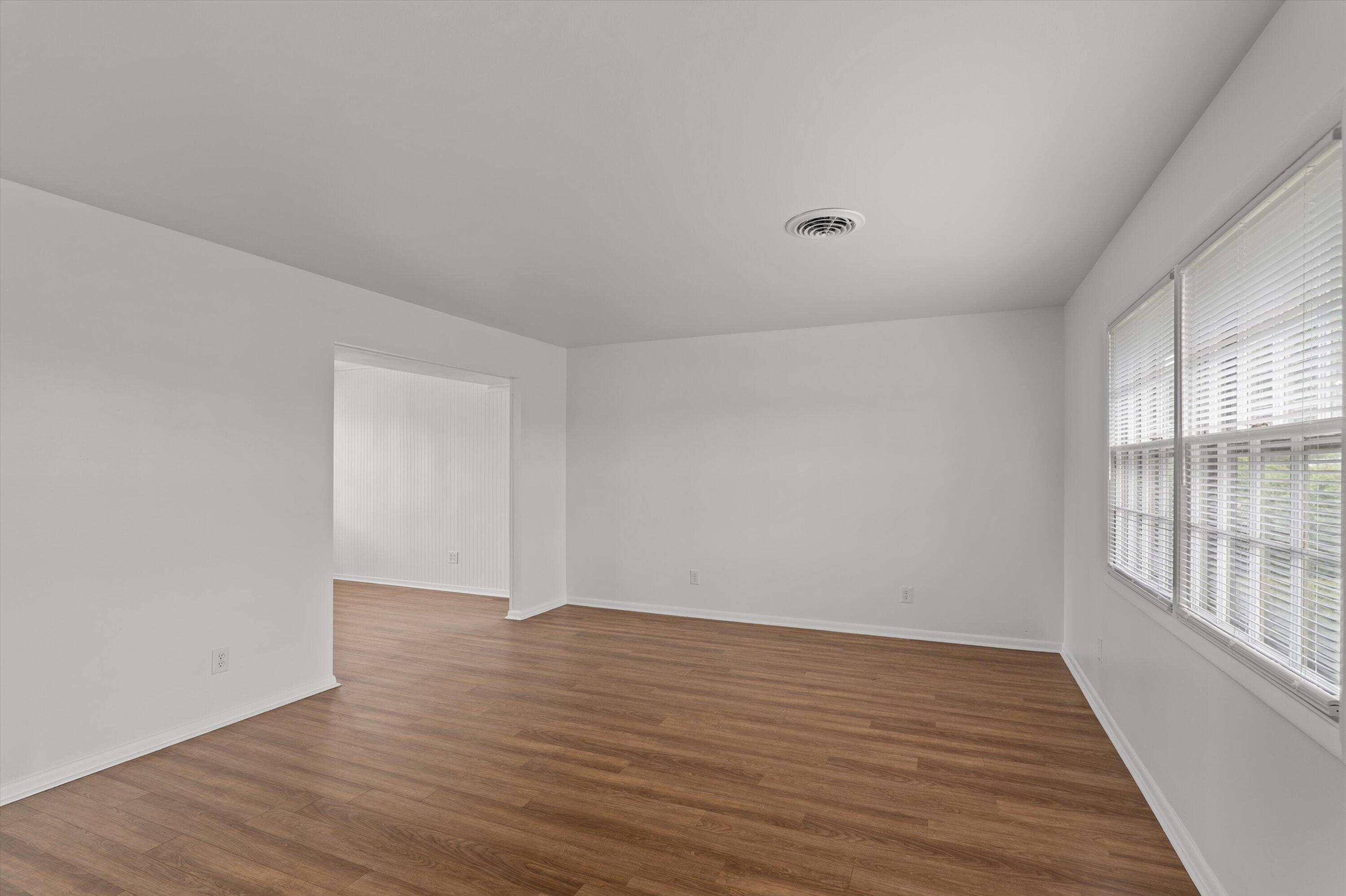 4004 Columbia Road