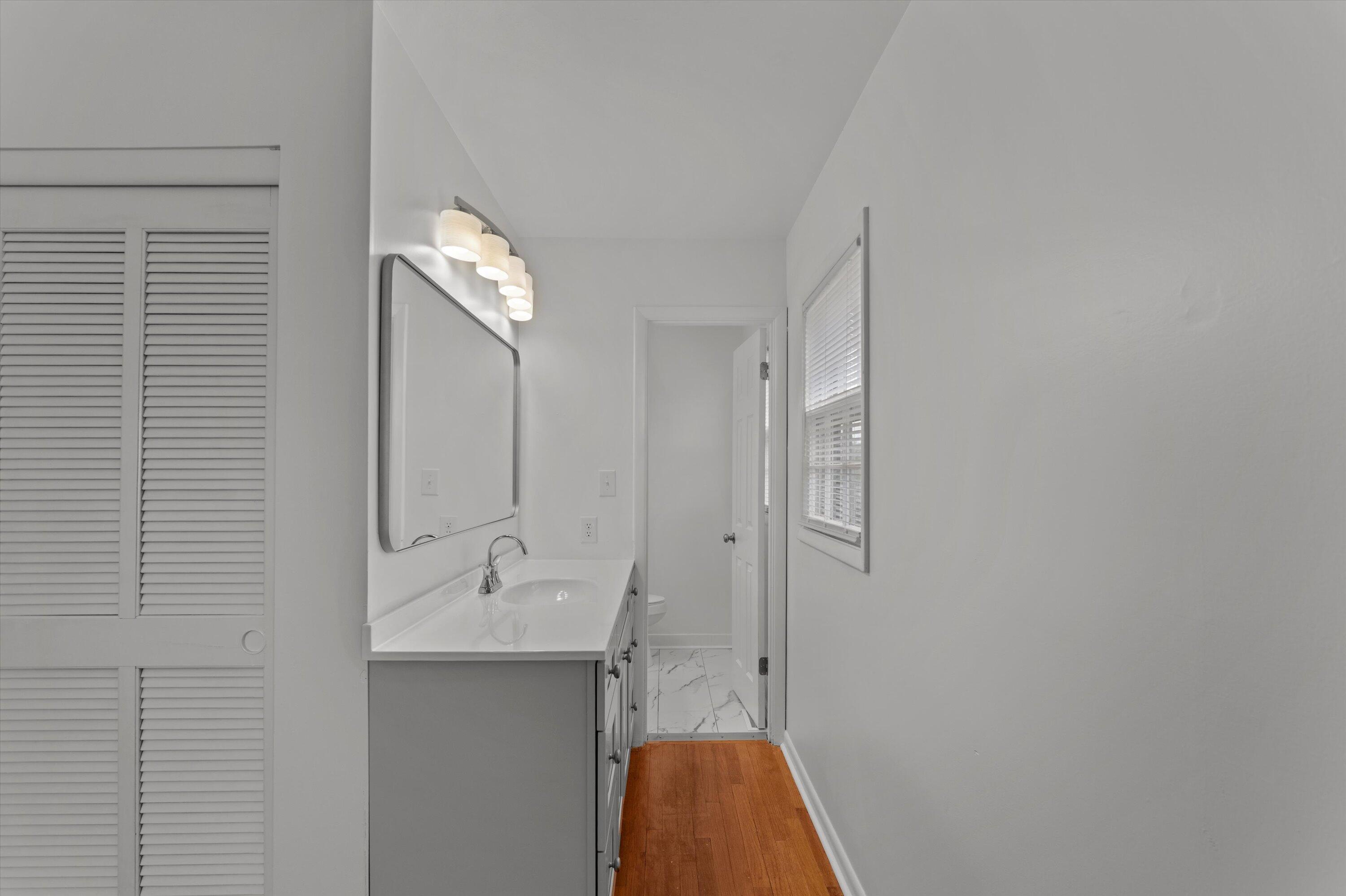 4004 Columbia Road
