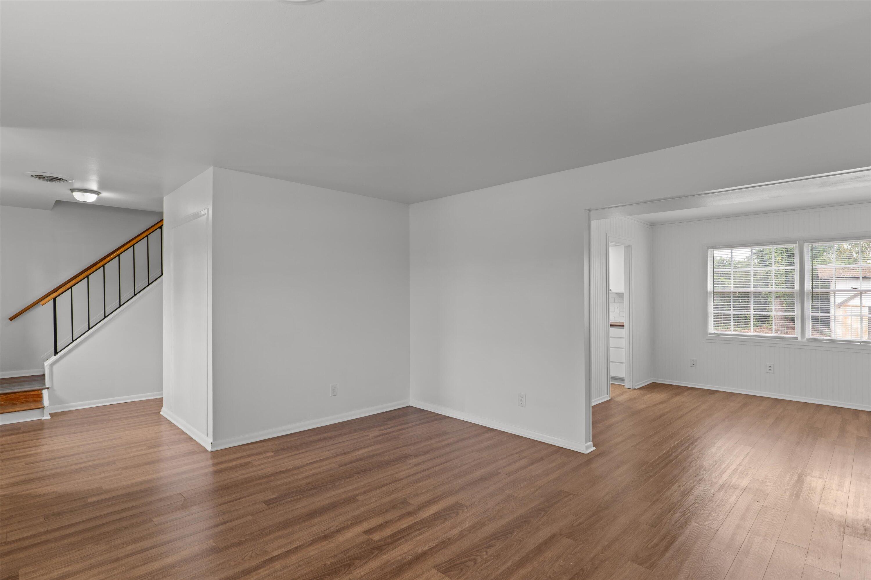 4004 Columbia Road