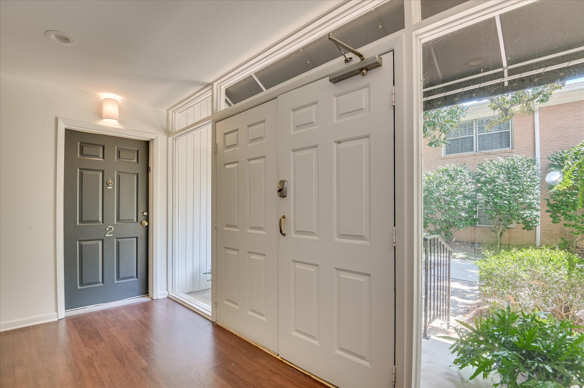827 Milledge Road E4