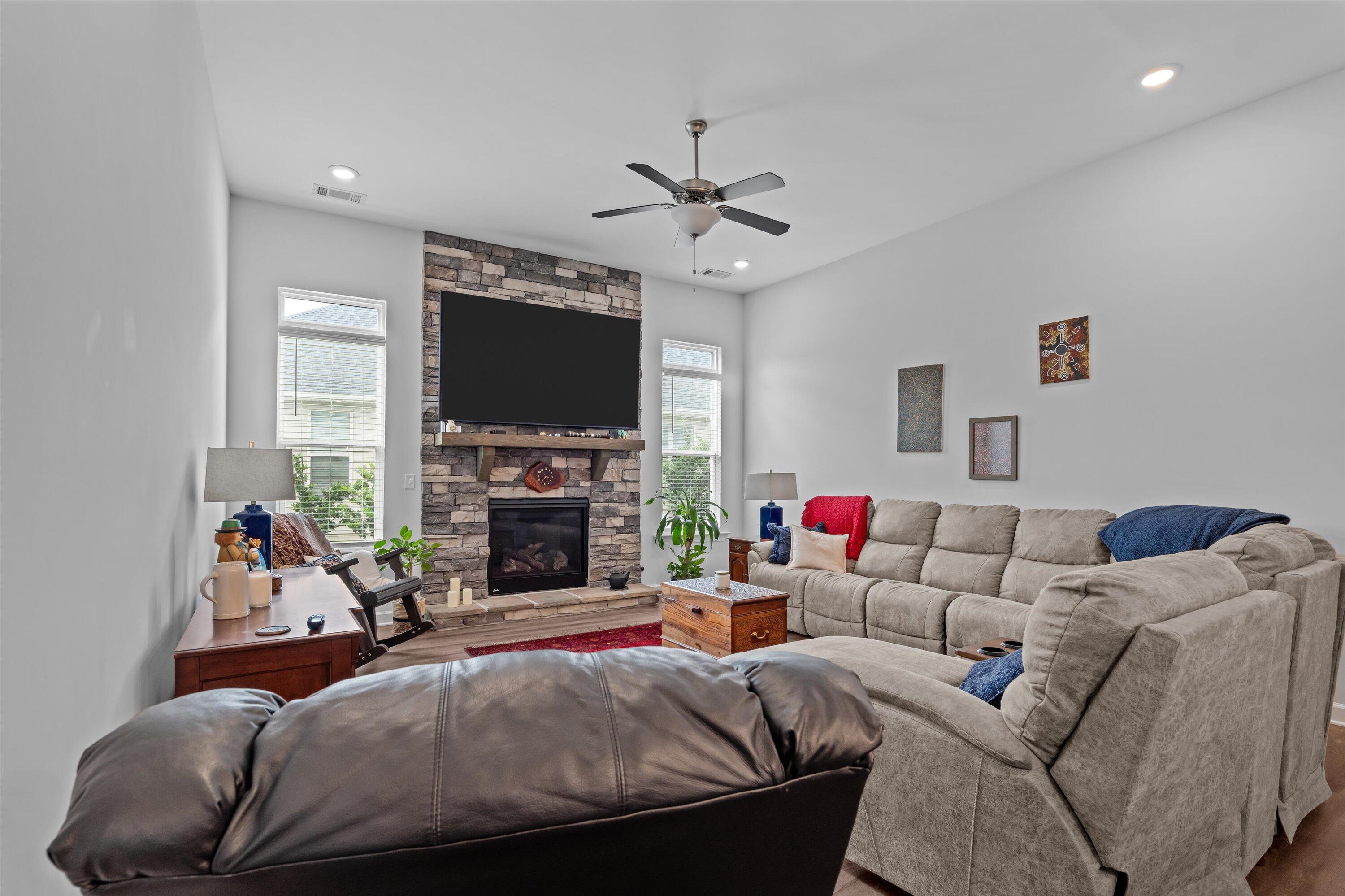 259 Dublin Lp