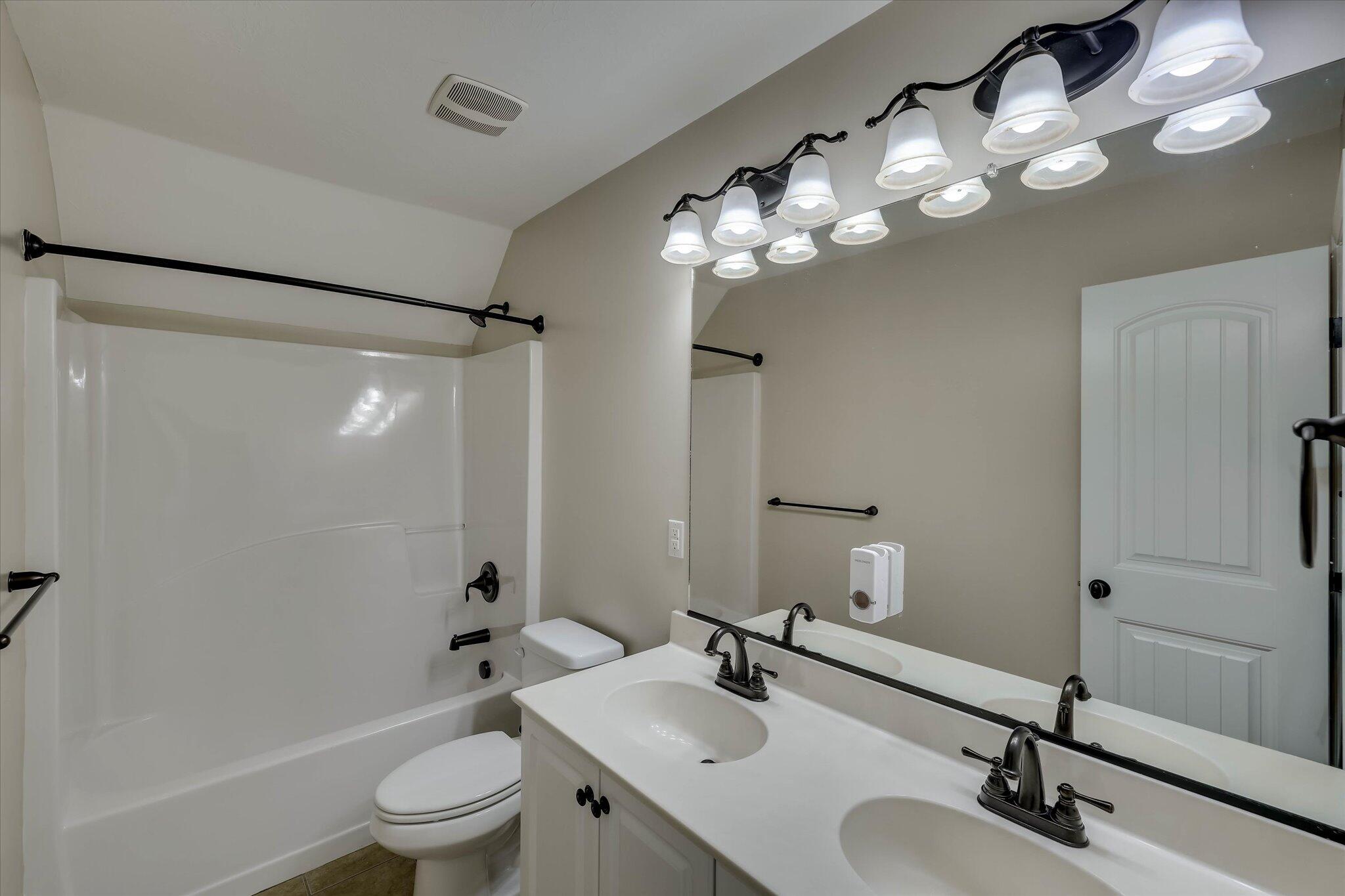 628 Burgamy Pass