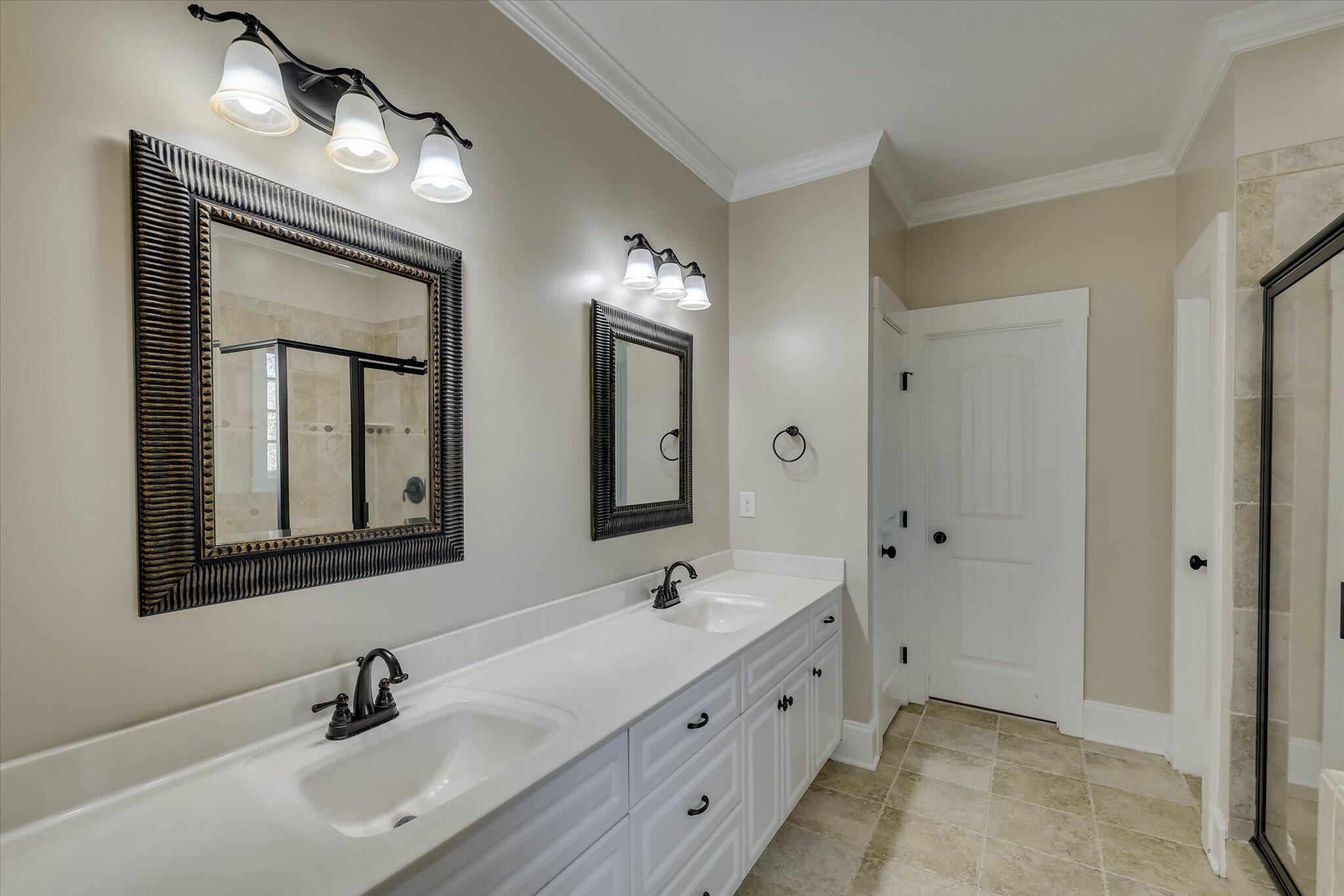 628 Burgamy Pass