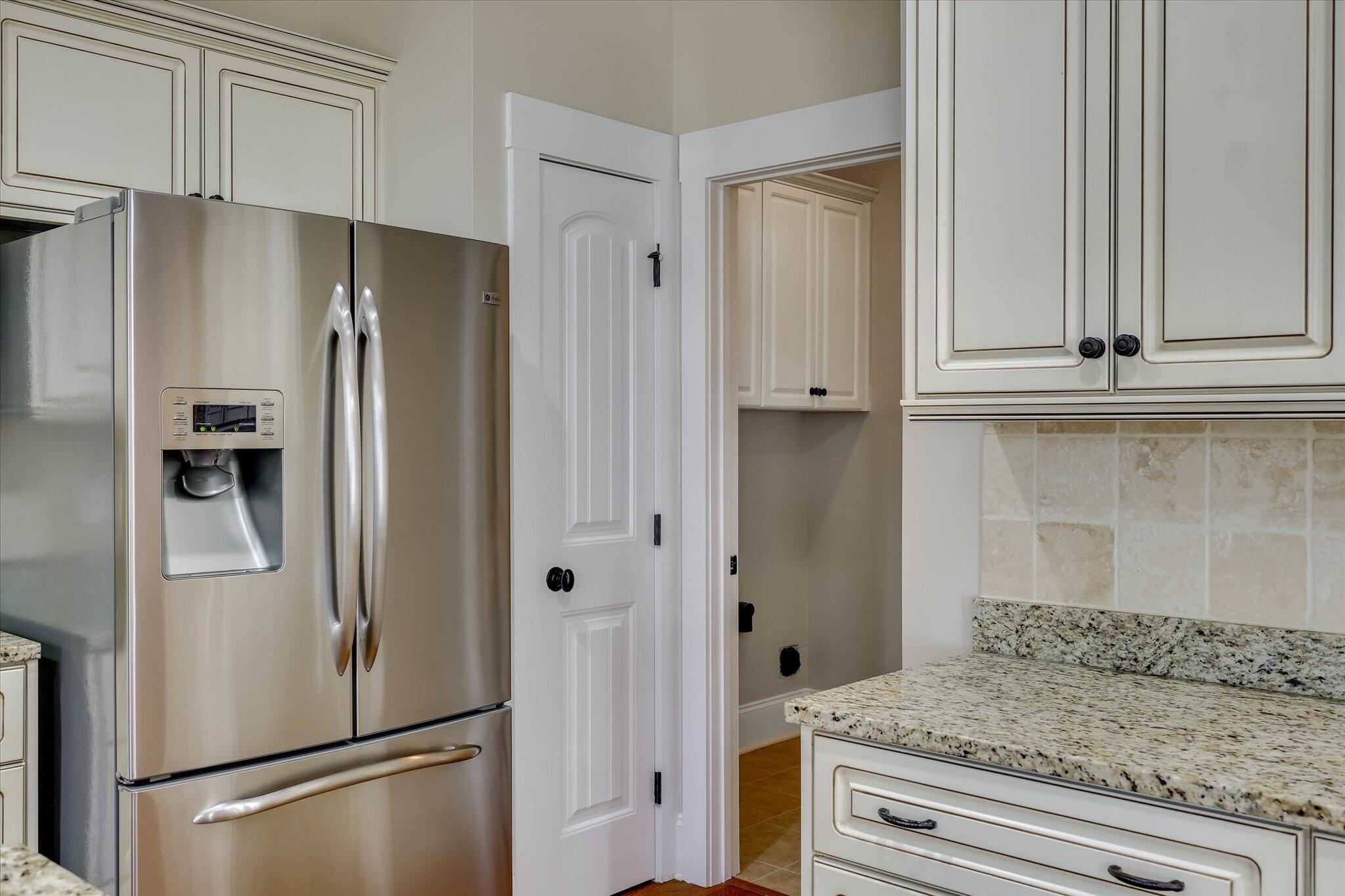 628 Burgamy Pass