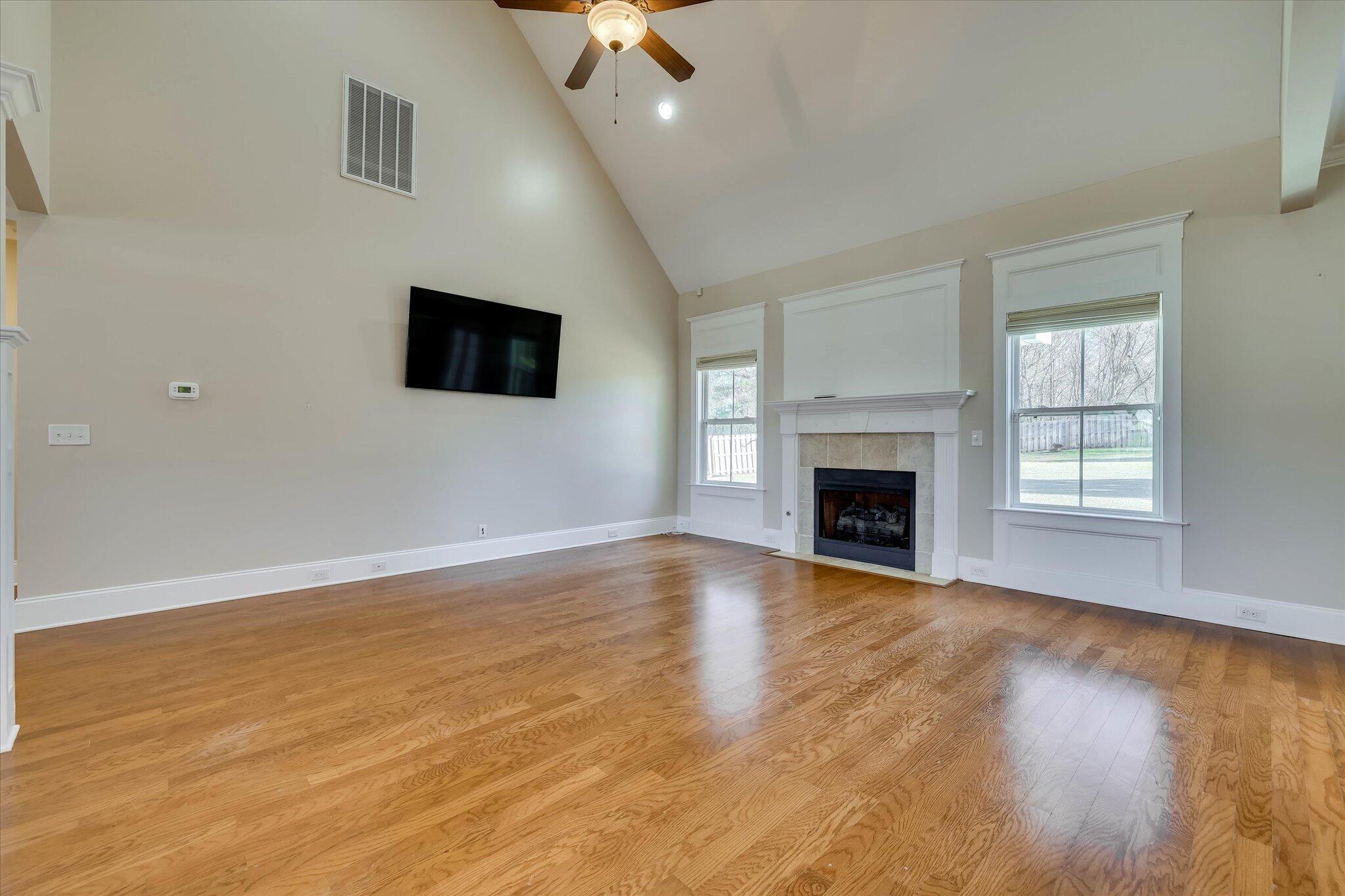 628 Burgamy Pass