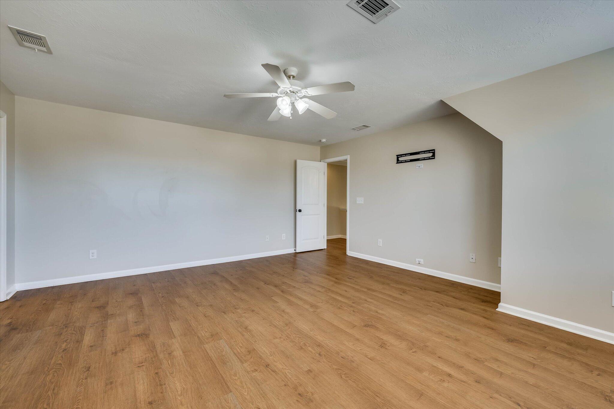628 Burgamy Pass