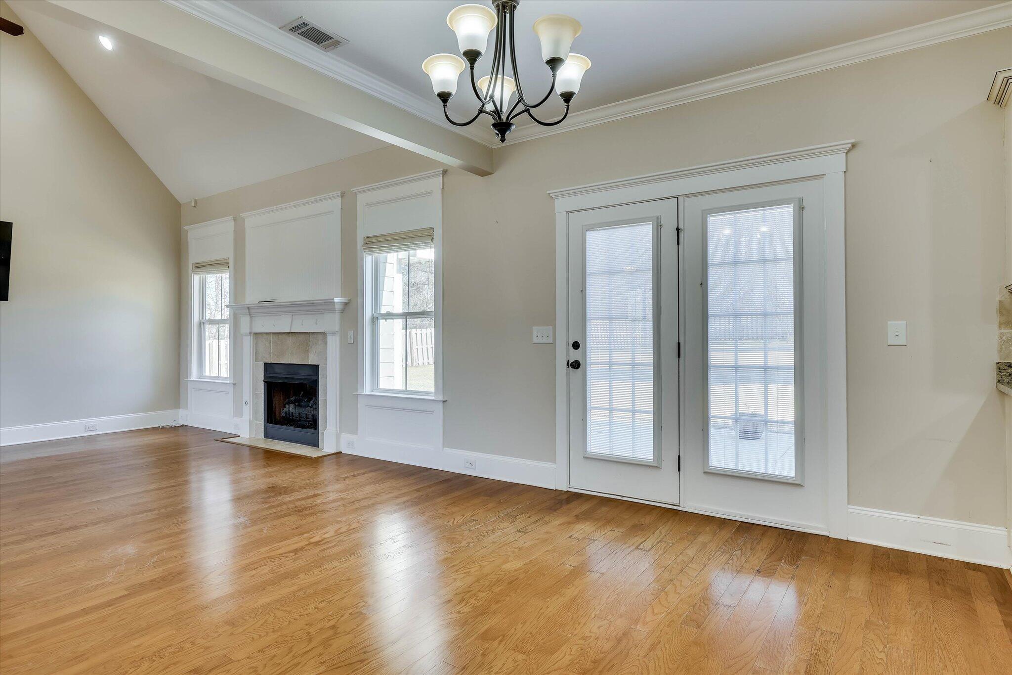 628 Burgamy Pass