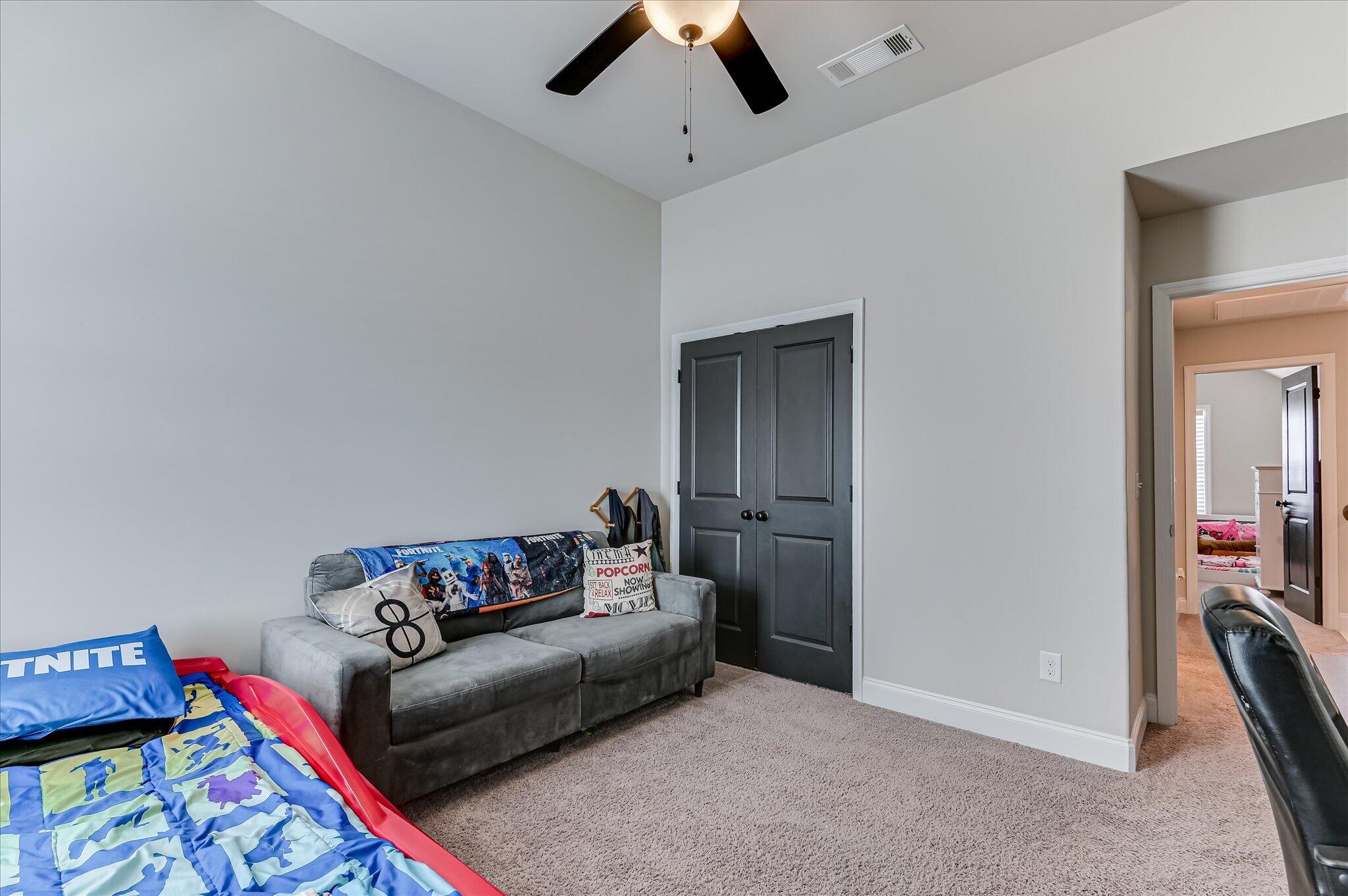 5124 Huntley Trail