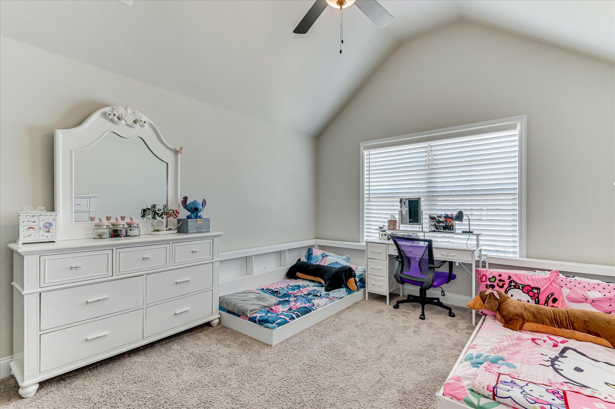 5124 Huntley Trail