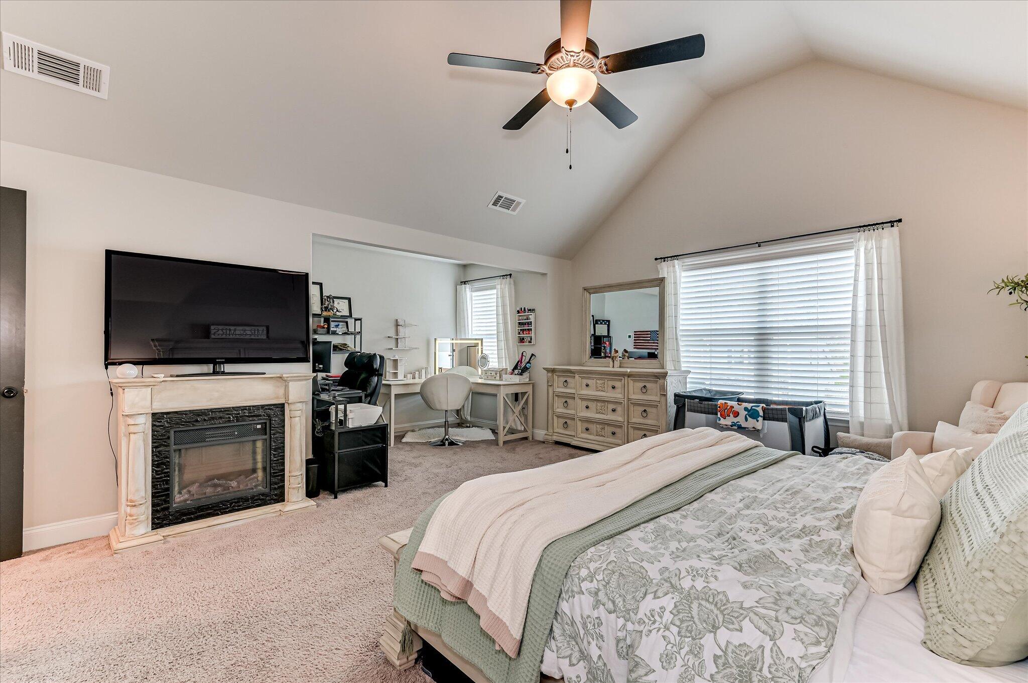 5124 Huntley Trail