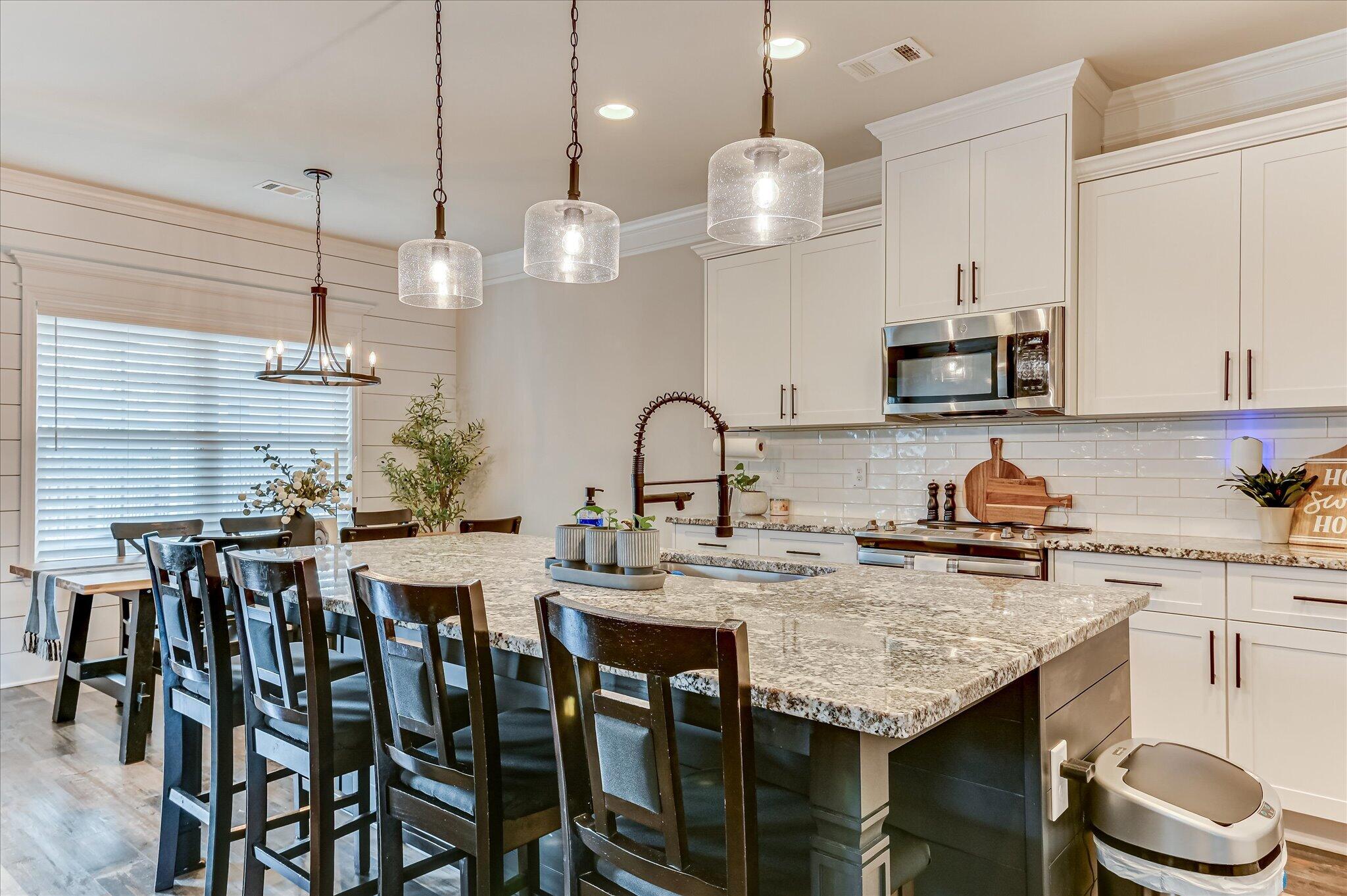5124 Huntley Trail