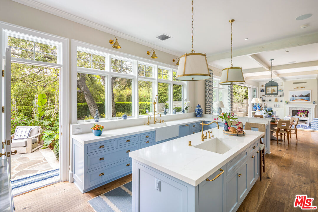 Sophisticated Coastal Design by Gray Malin
