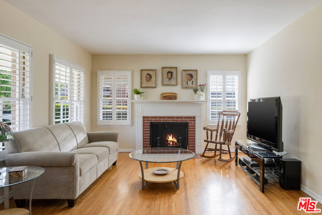 2426 New York Dr