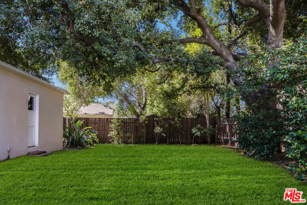 2426 New York Dr
