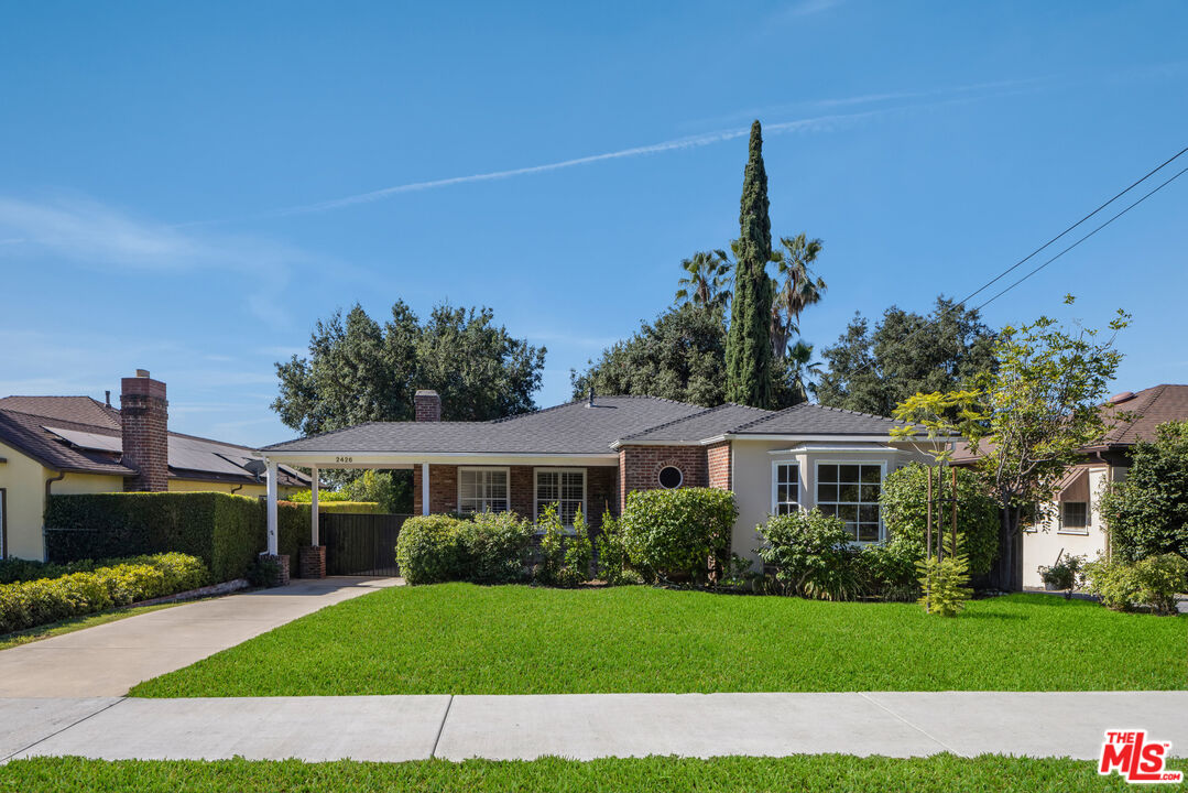 2426 New York Dr