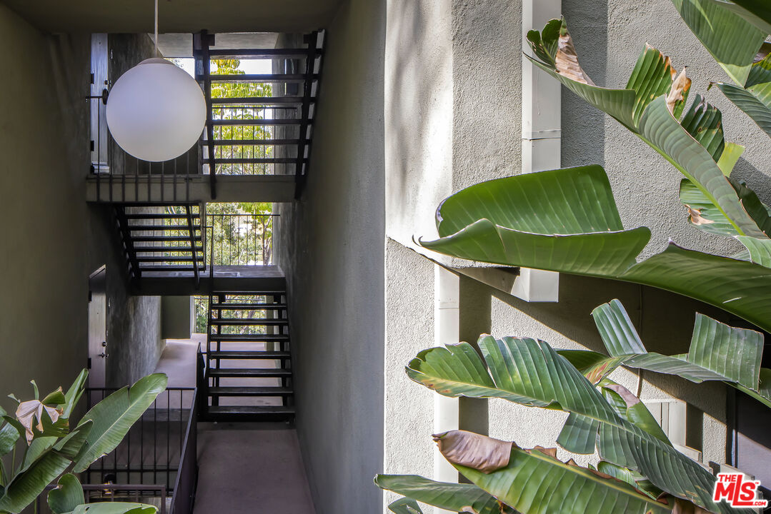 Architectural Condo by Ray Kappe, FAIA