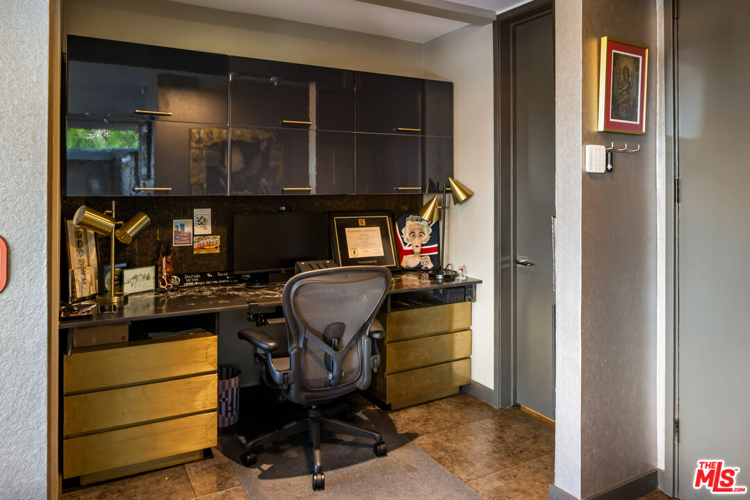 Architectural Condo by Ray Kappe, FAIA