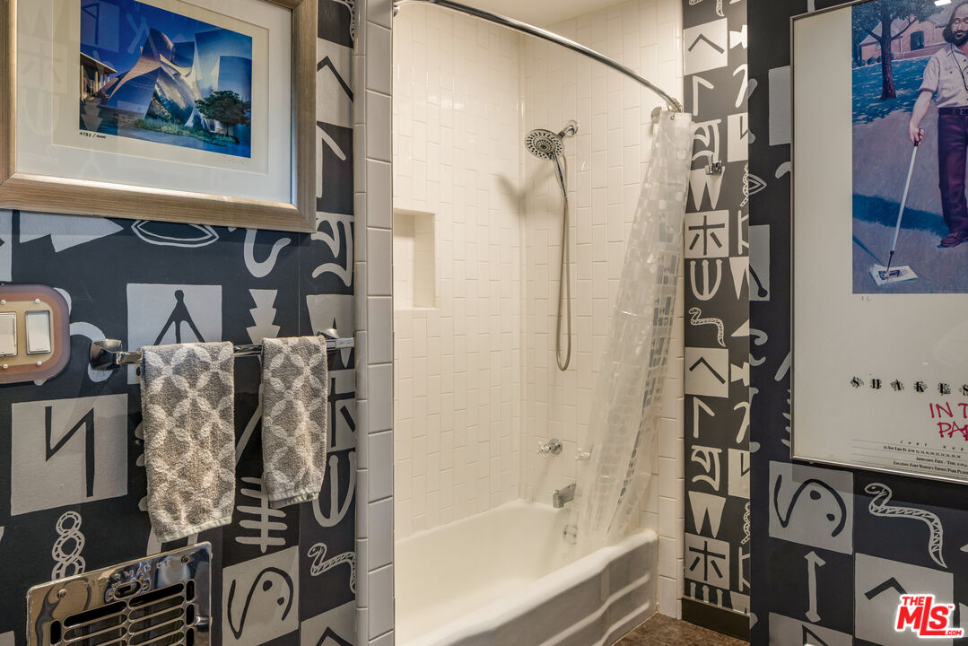 Architectural Condo by Ray Kappe, FAIA