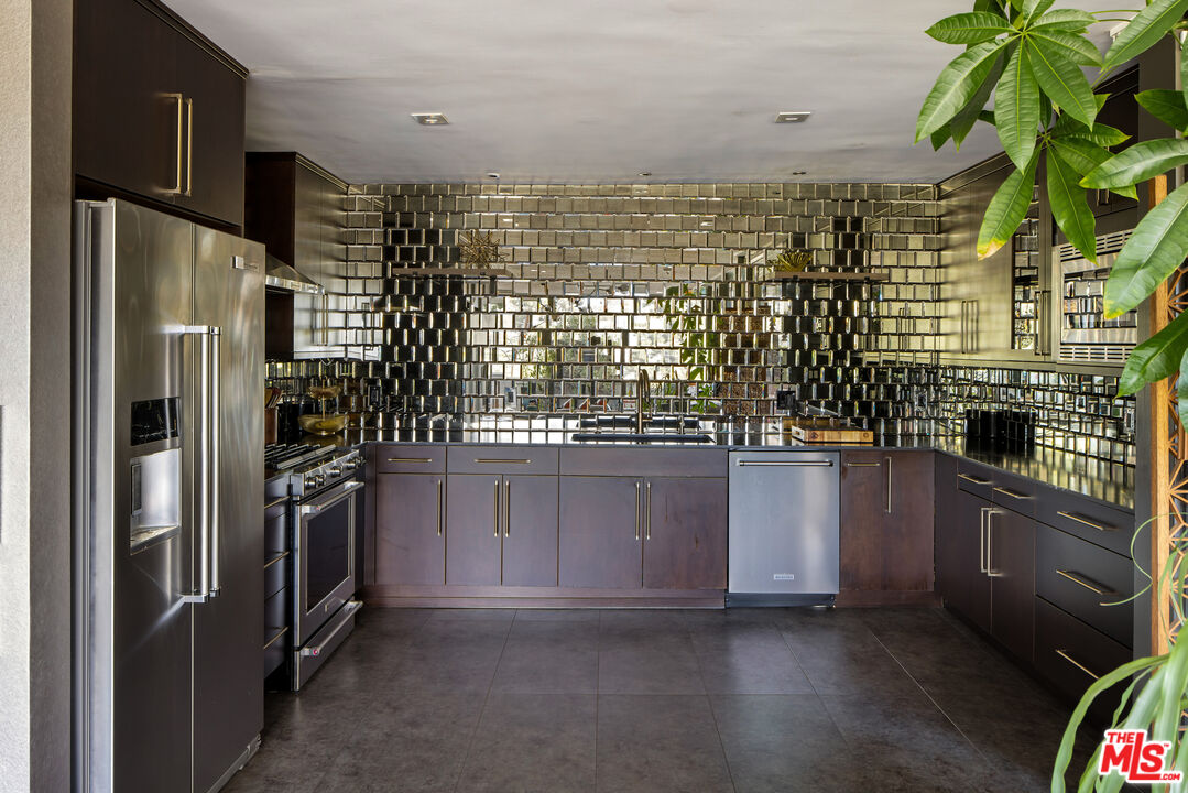 Architectural Condo by Ray Kappe, FAIA