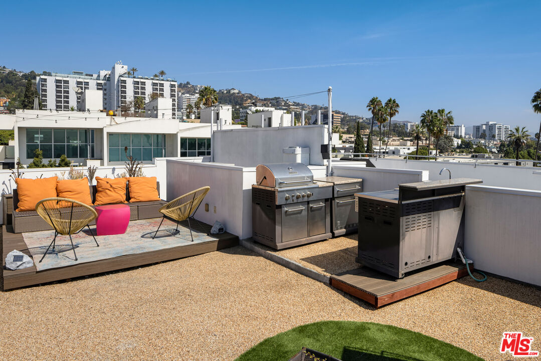 8875 Cynthia St Unit: B
