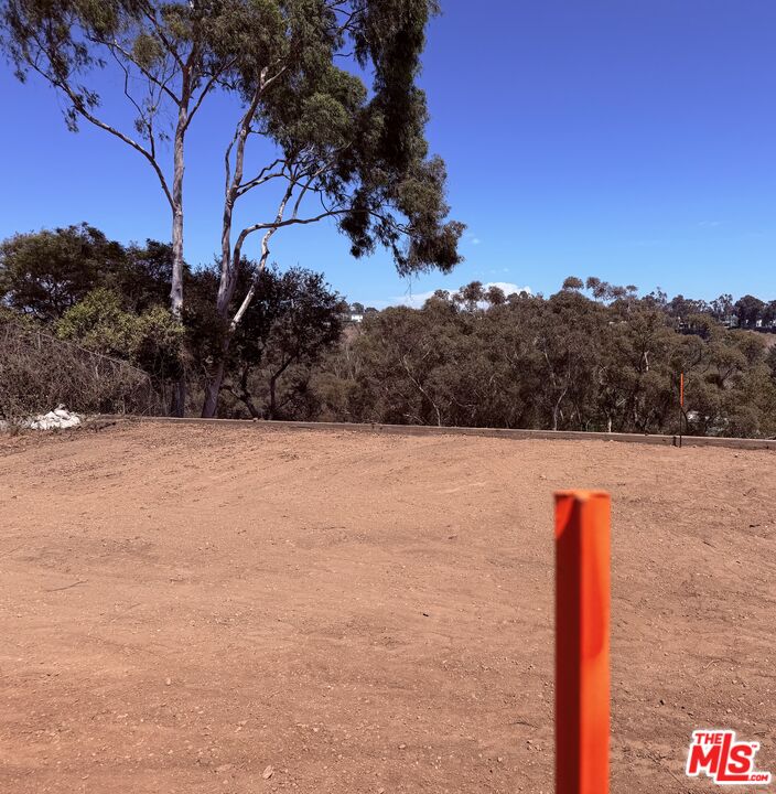 Coveted Chautauqua Rim Lot Above Sunset Blvd | 18,000sqft
