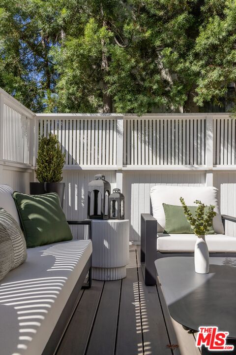 Sophisticated California Bungalow