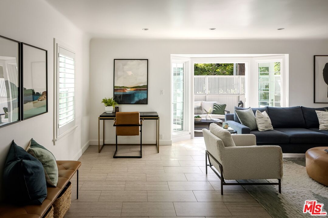 Sophisticated California Bungalow