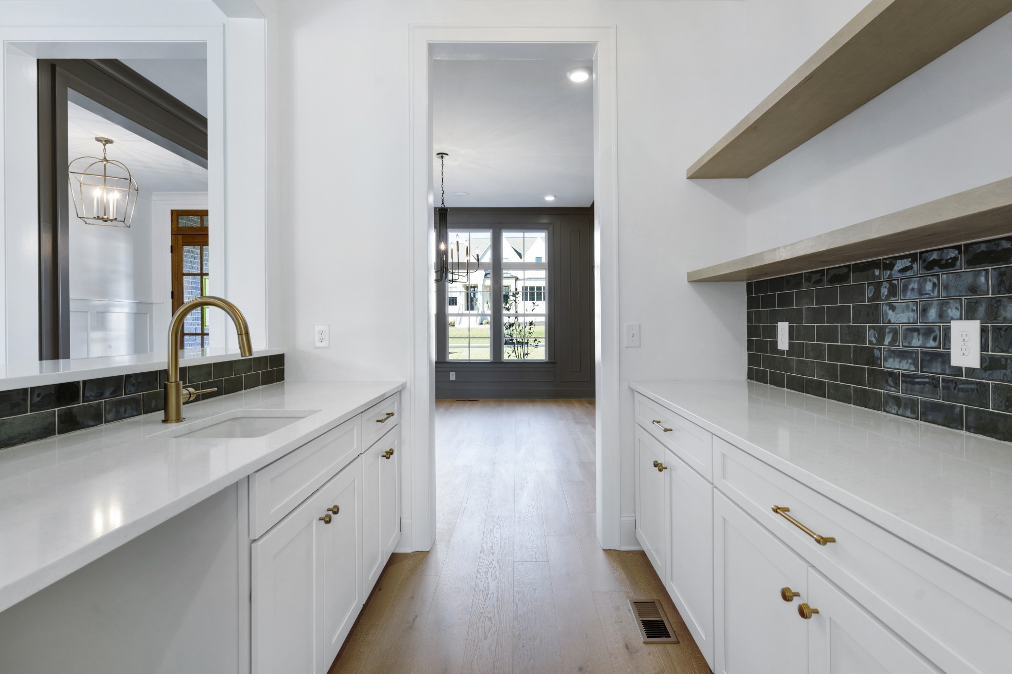 6012 Porters Union Way