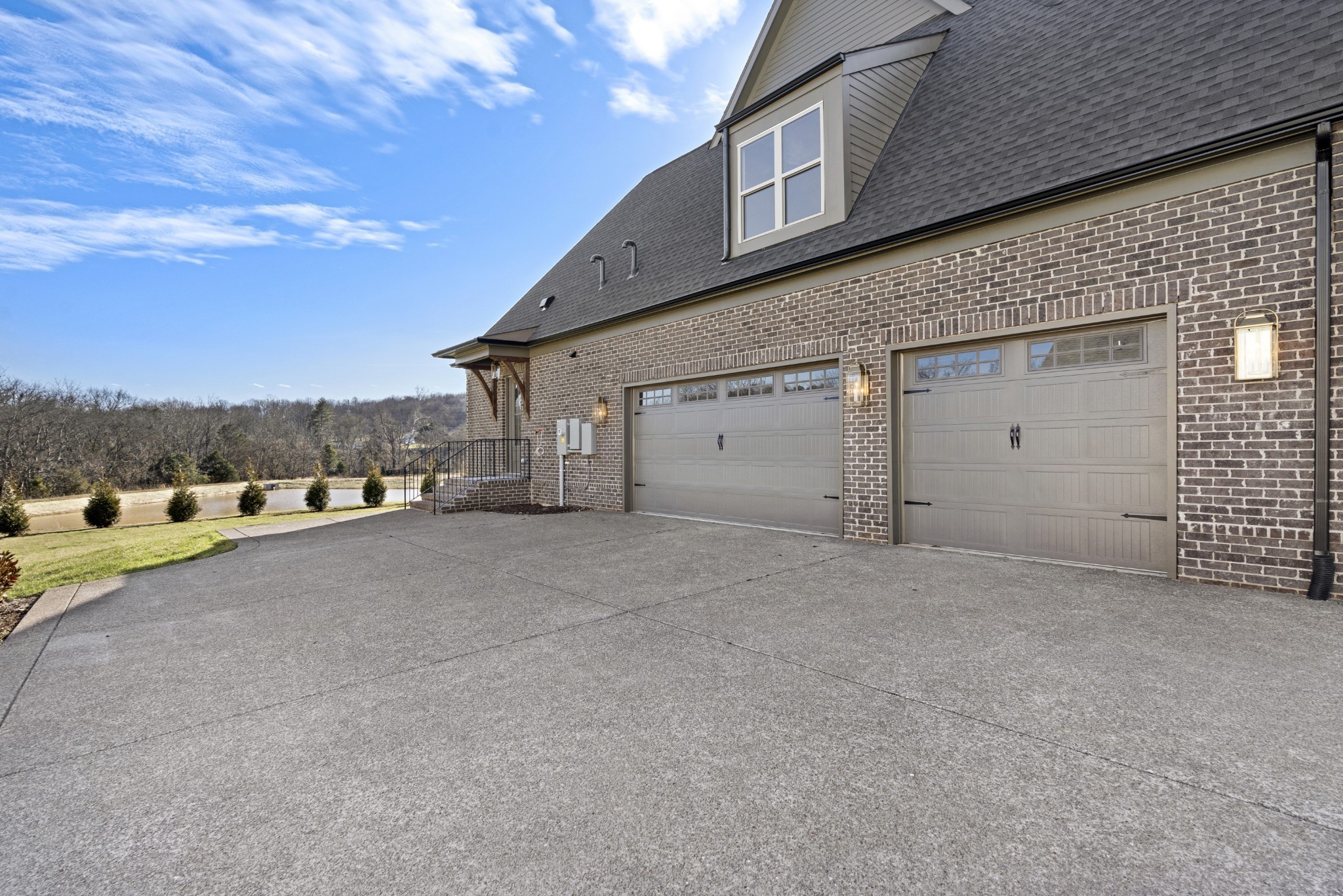 6012 Porters Union Way