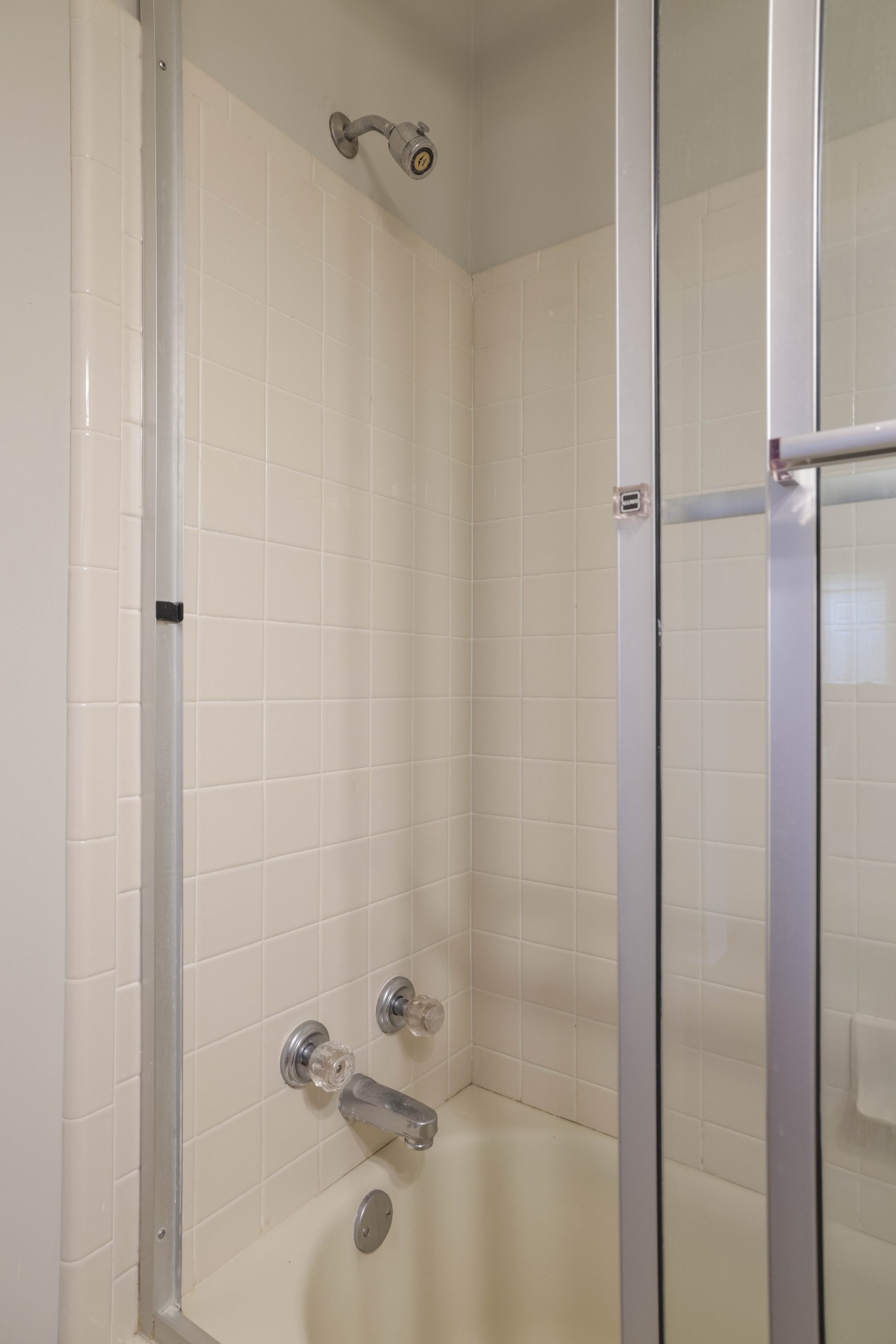 1529 Brentwood Pointe Unit: 1529