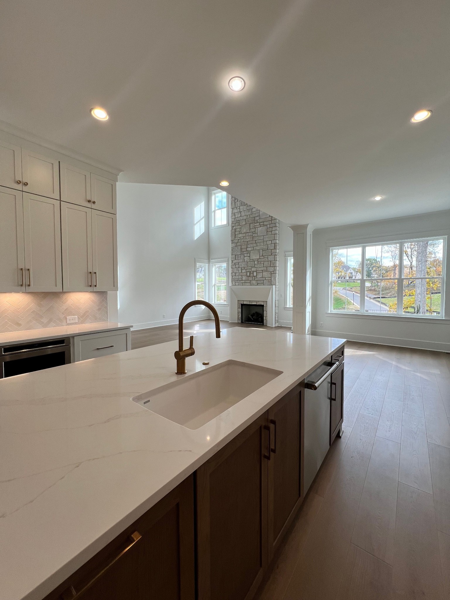 1624 Kaschlina Pt