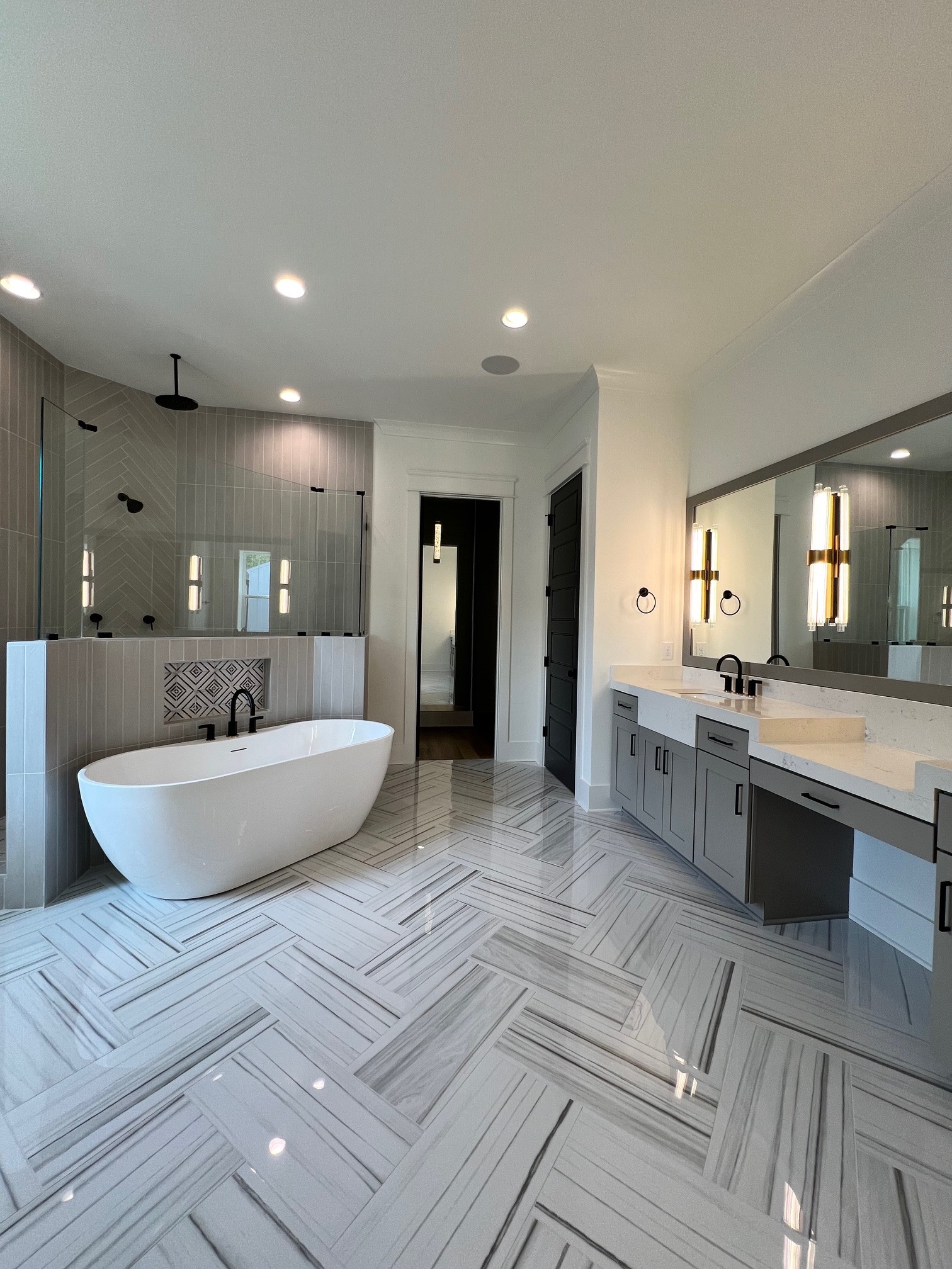 1631 Kaschlina Point