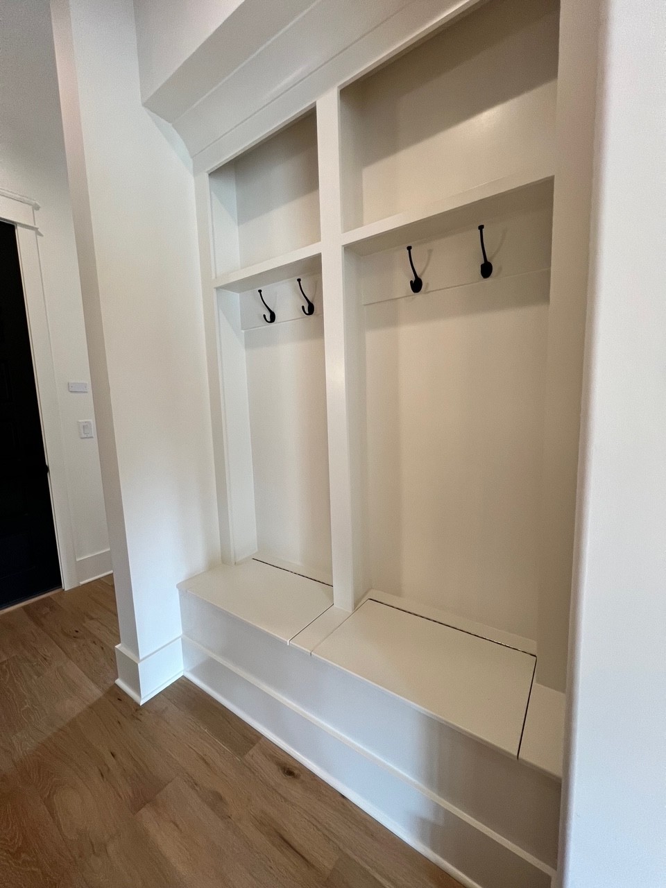 1631 Kaschlina Point