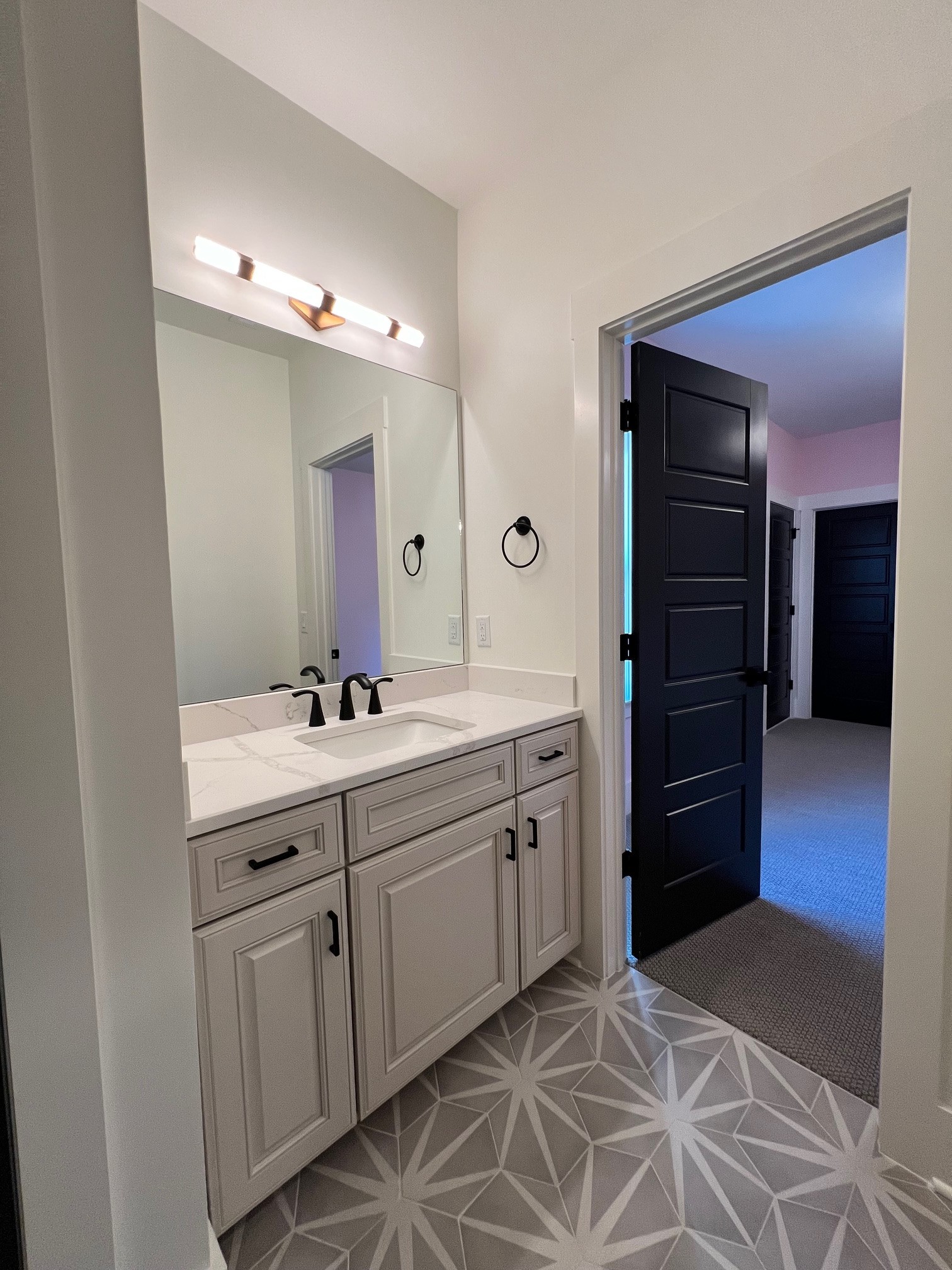 1631 Kaschlina Point