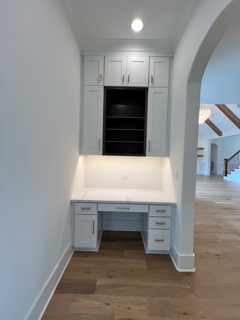 1631 Kaschlina Point