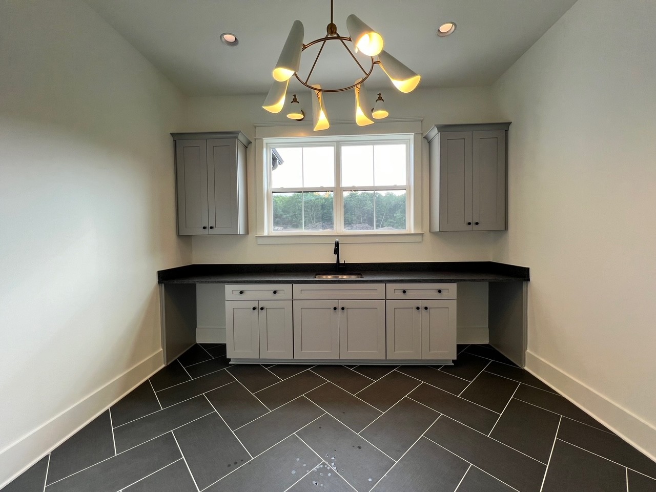 1631 Kaschlina Point