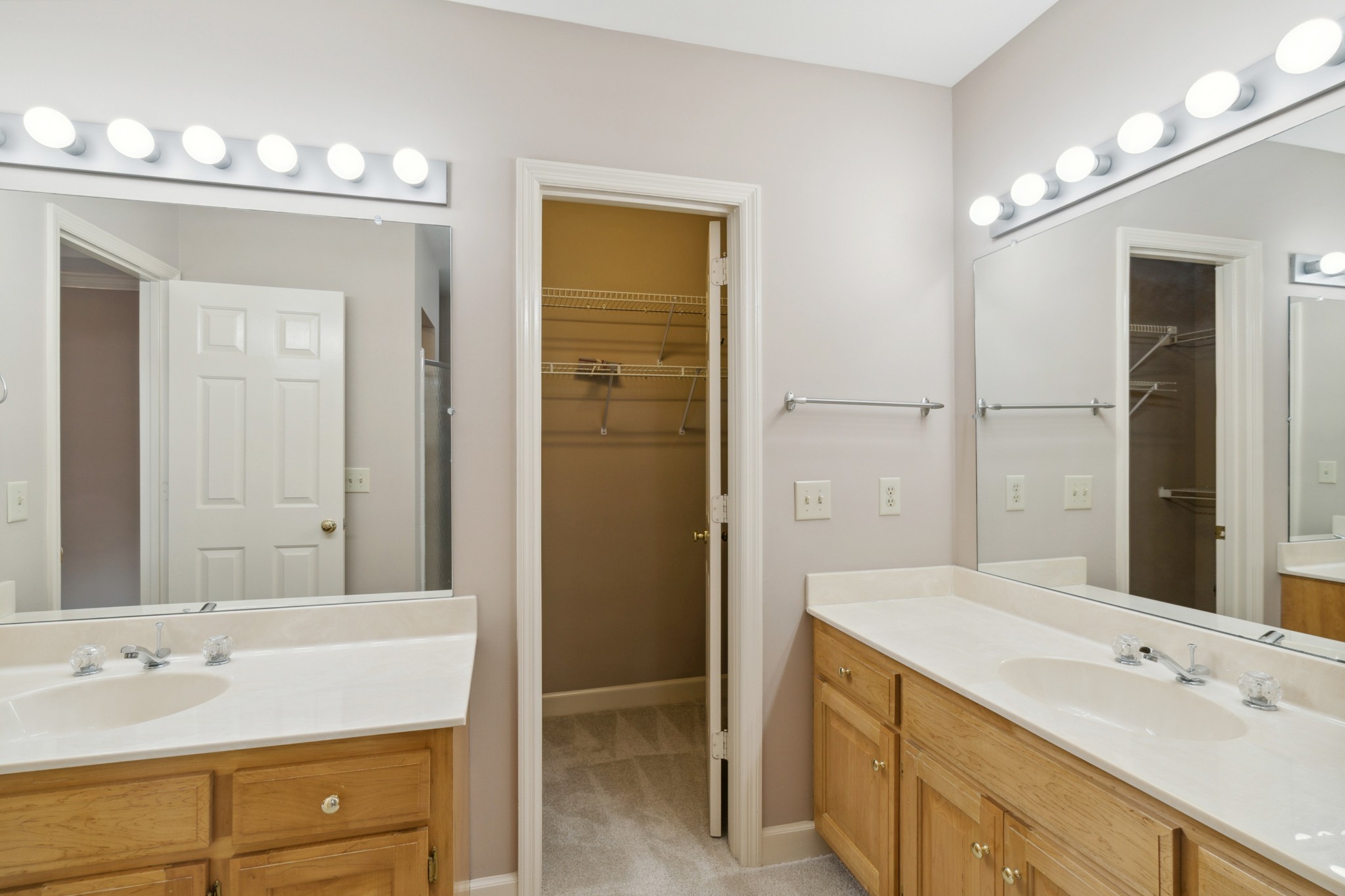 1527 Brentwood Pointe