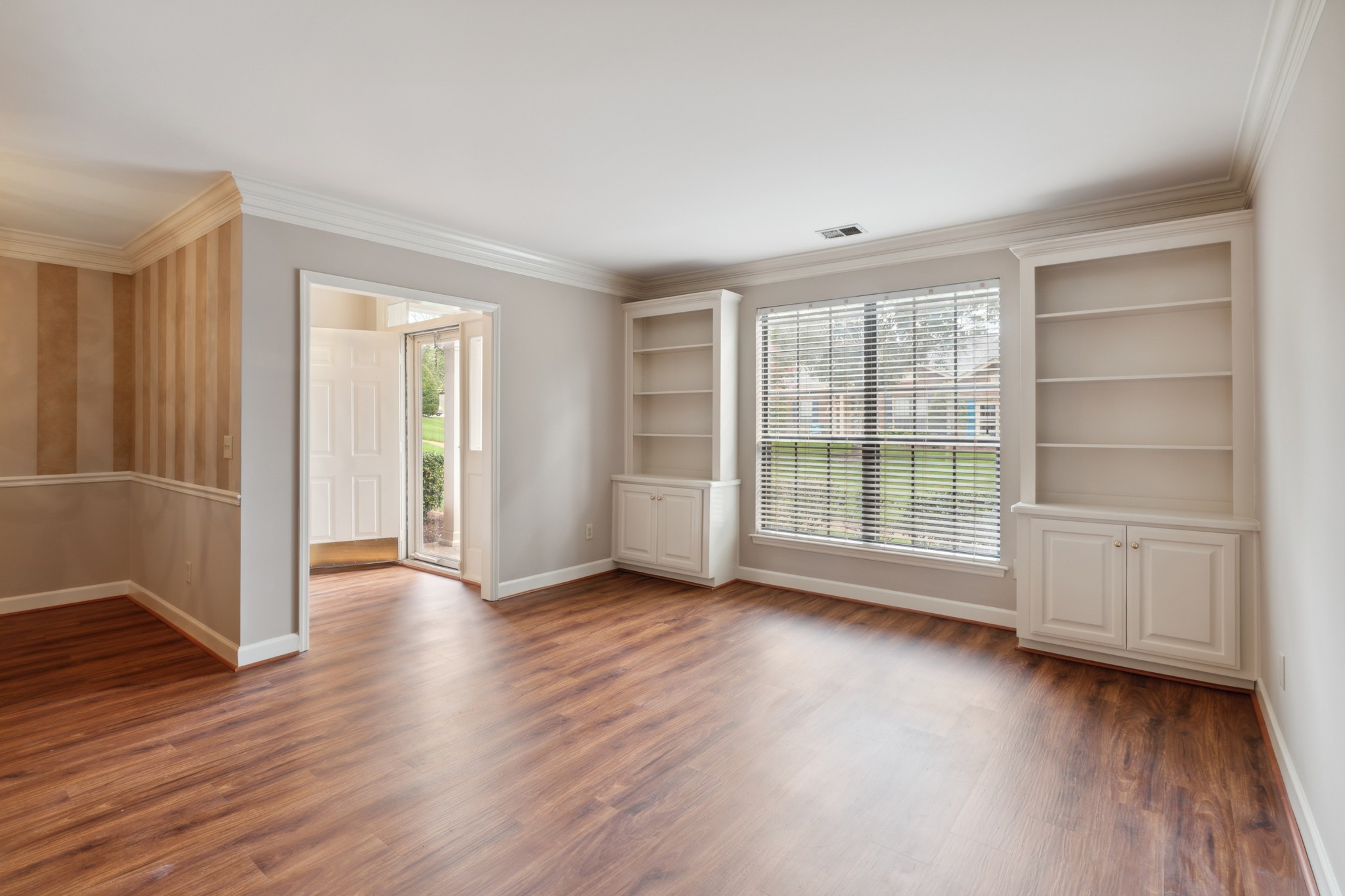 1527 Brentwood Pointe