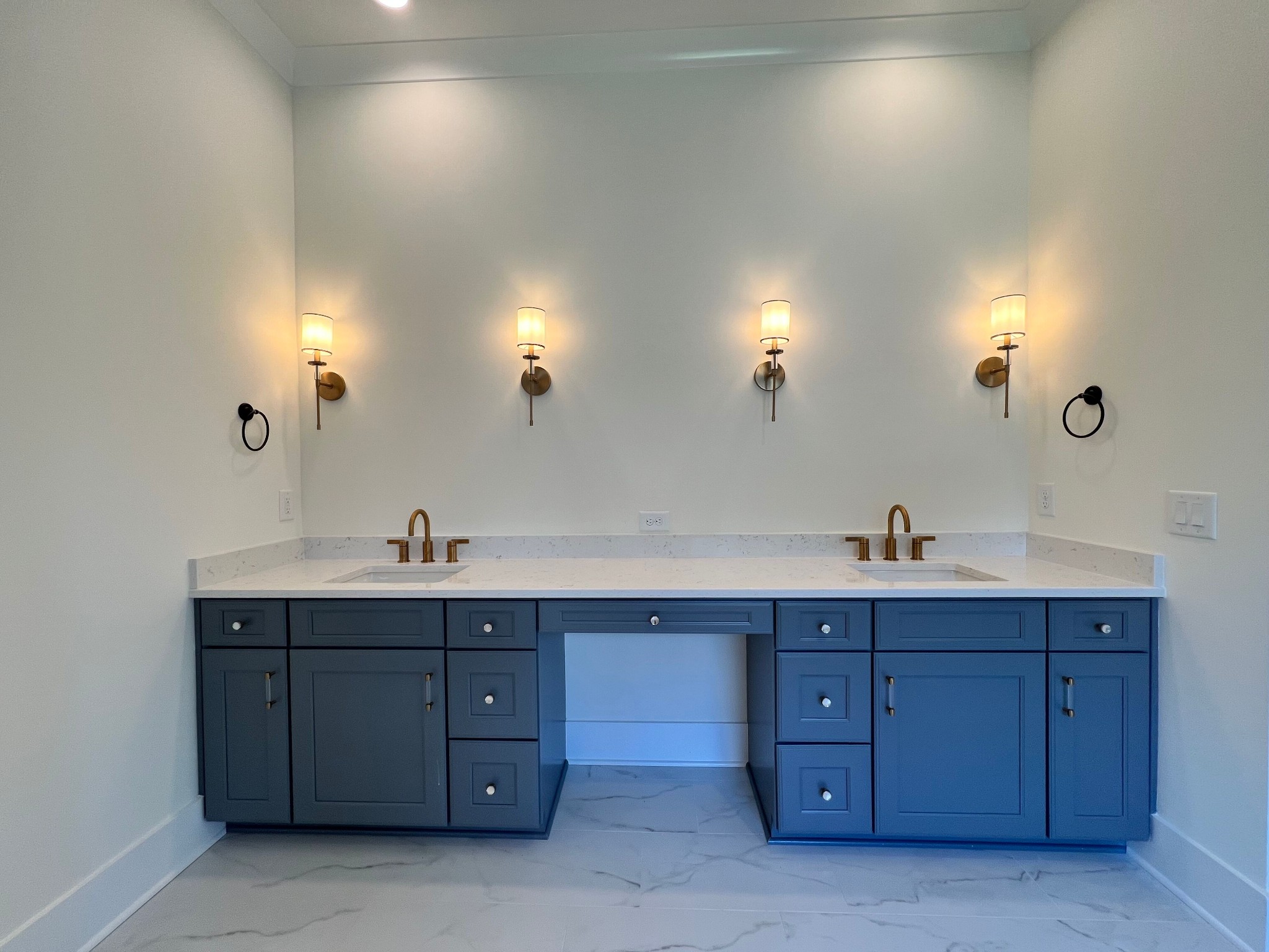 1630 Kaschlina Point