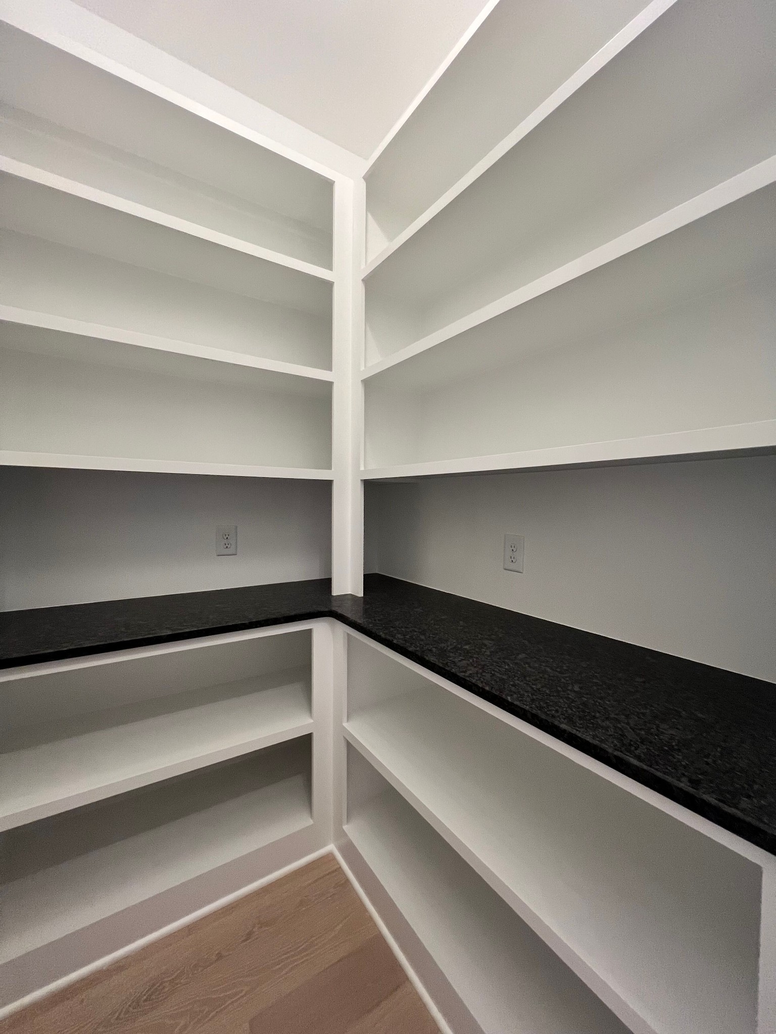 1630 Kaschlina Point