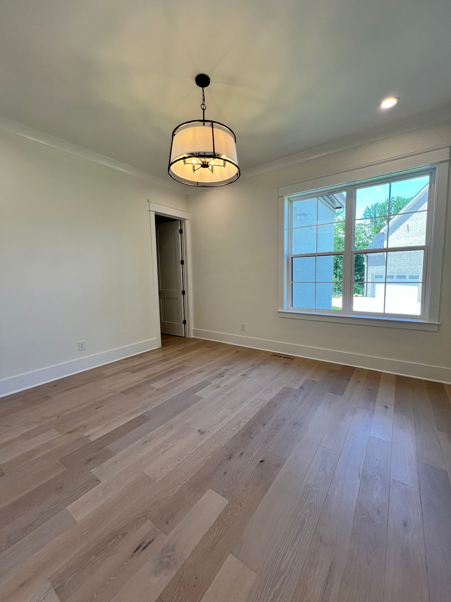 1630 Kaschlina Point