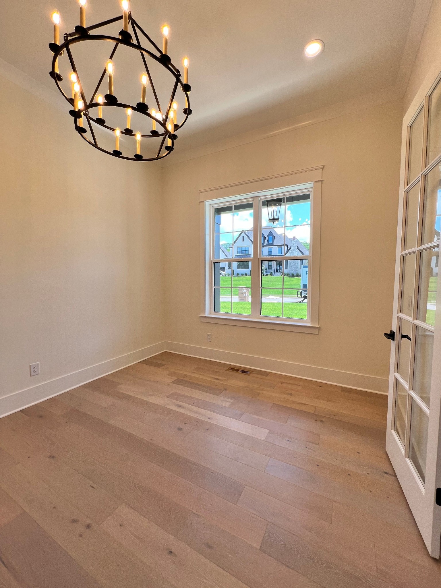 1630 Kaschlina Point