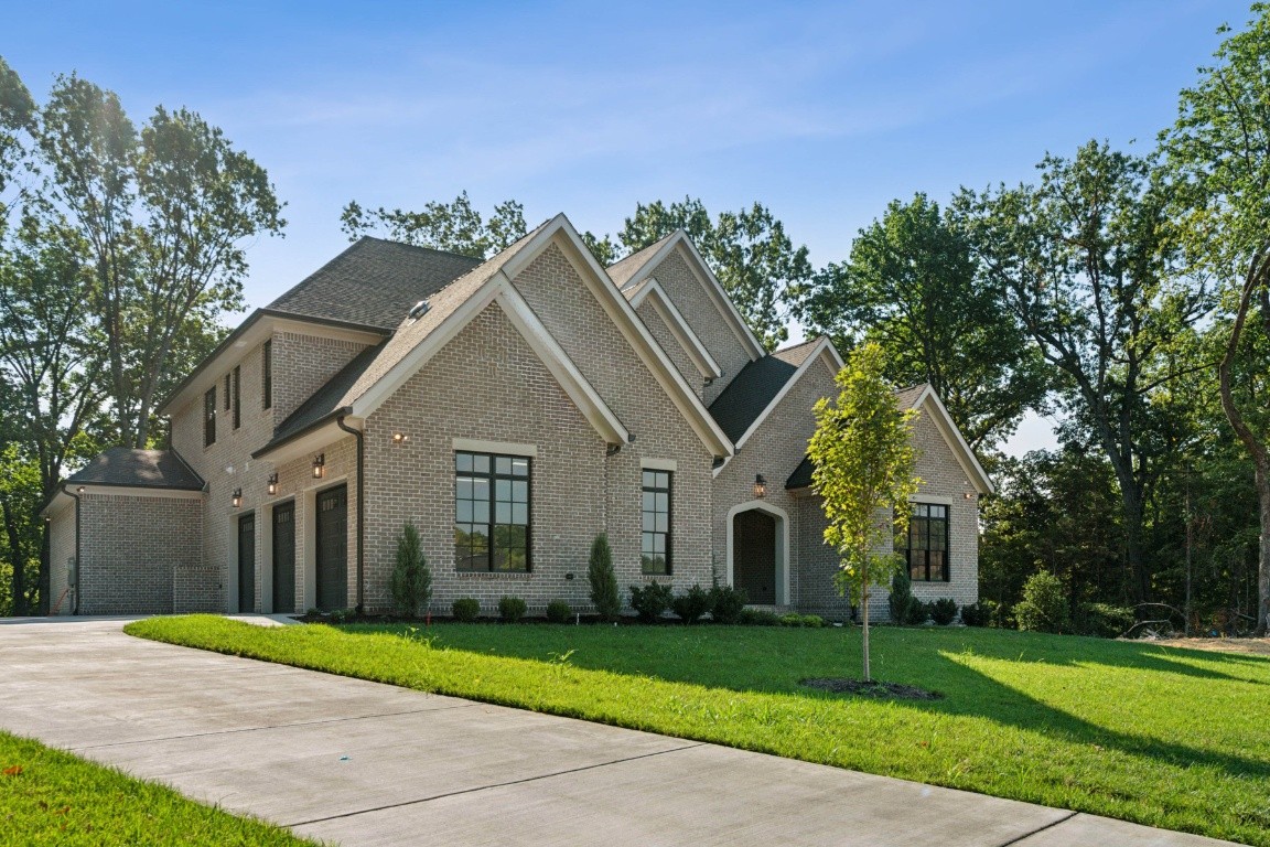 1660 Geralds Drive
