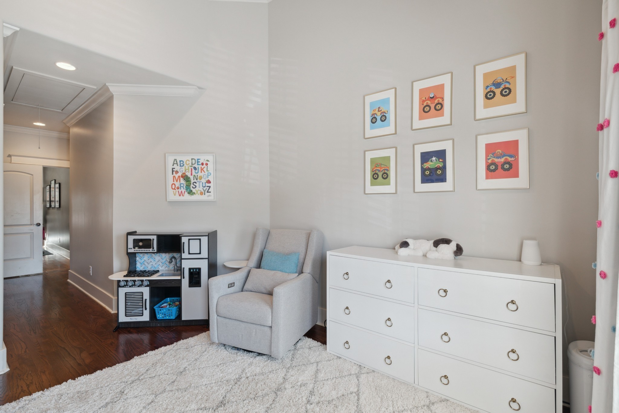 918A Waldkirch Ave, N